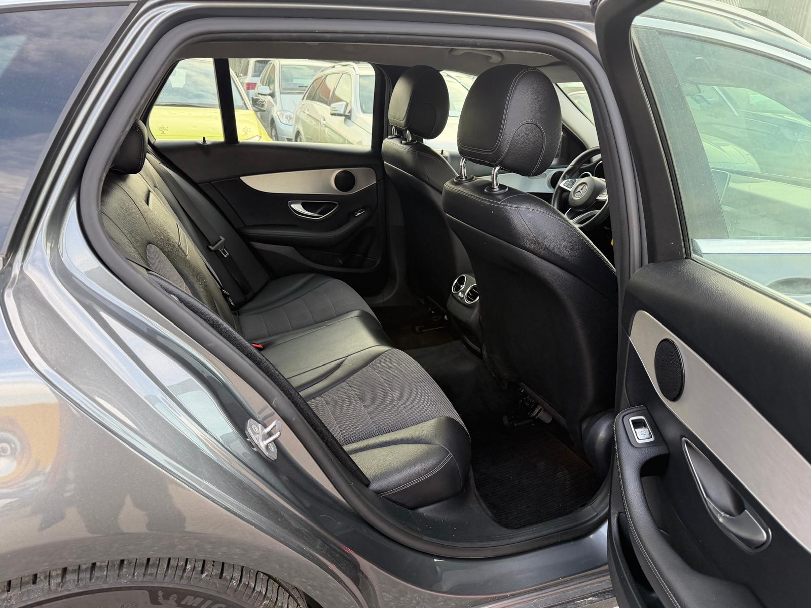 MERCEDES-BENZ C-Klasse S205 Kombi C 220 d AMG Line-image-13