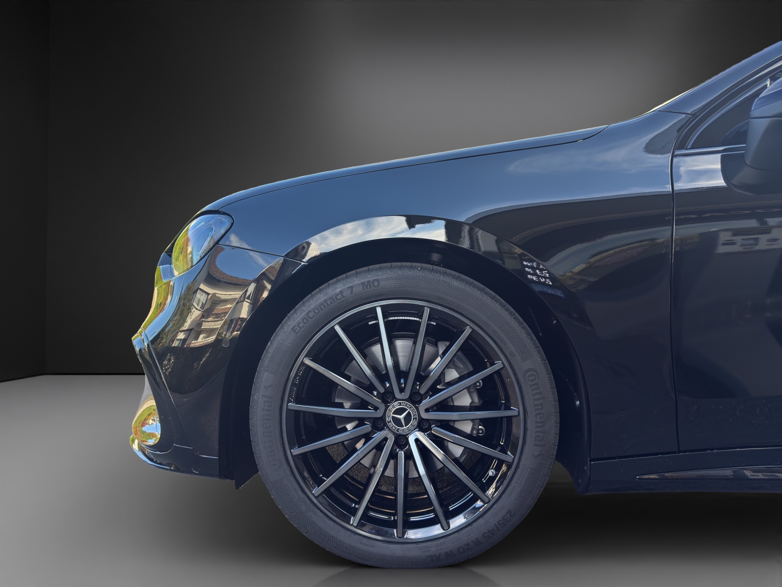 MERCEDES-BENZ C 400-image-8