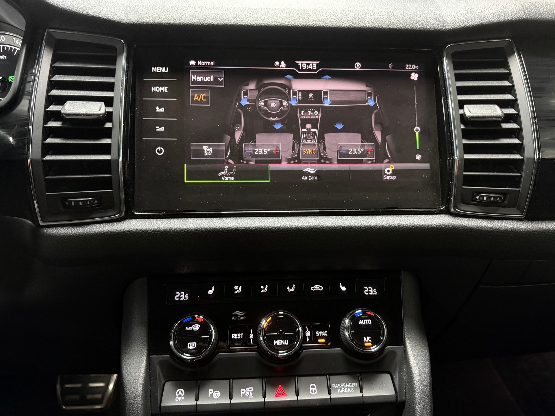 SKODA Kodiaq 2.0 TDI SCR Style 4x4 DSG-image-17