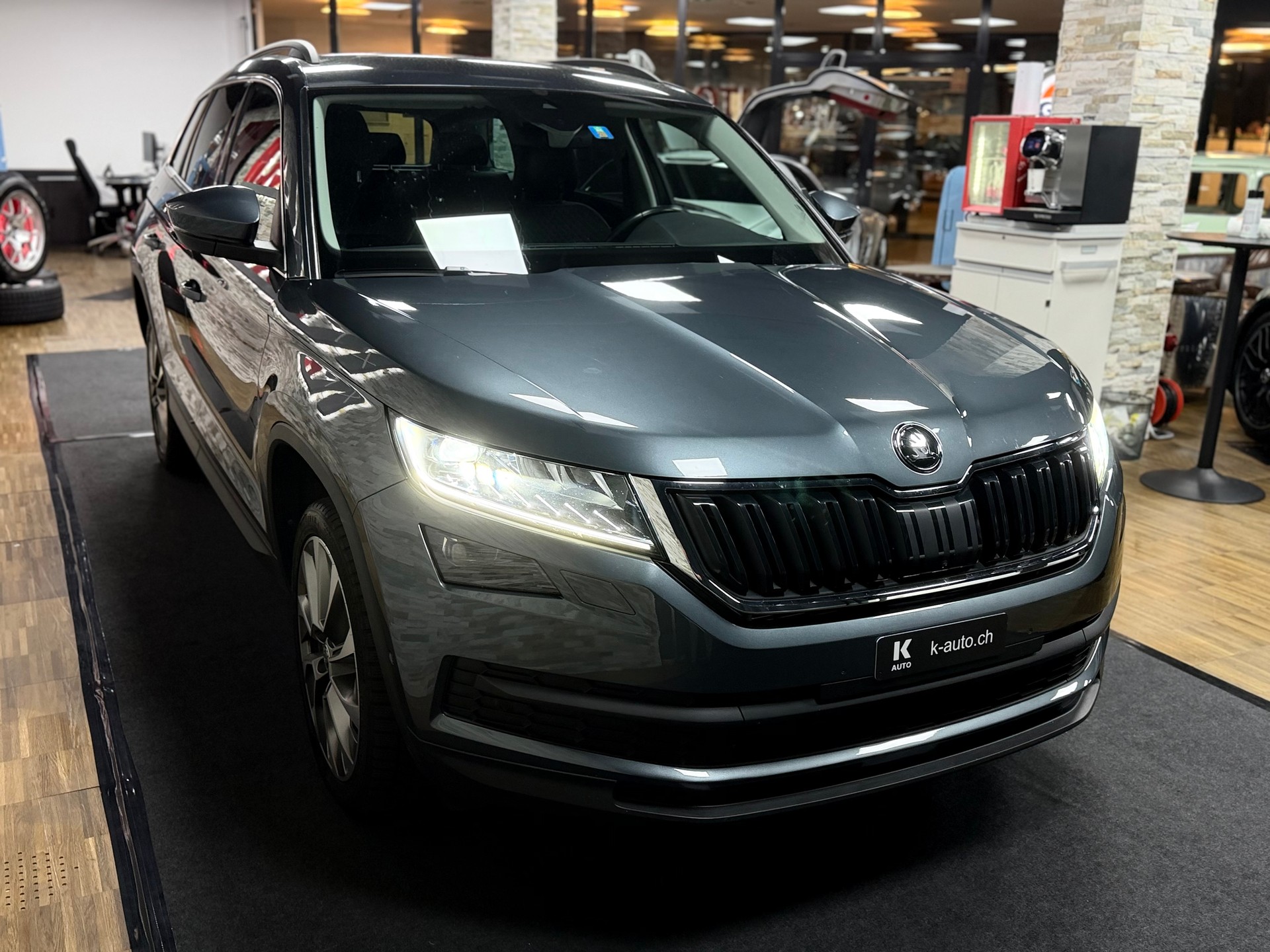 SKODA Kodiaq 2.0 TDI SCR Style 4x4 DSG-image-5