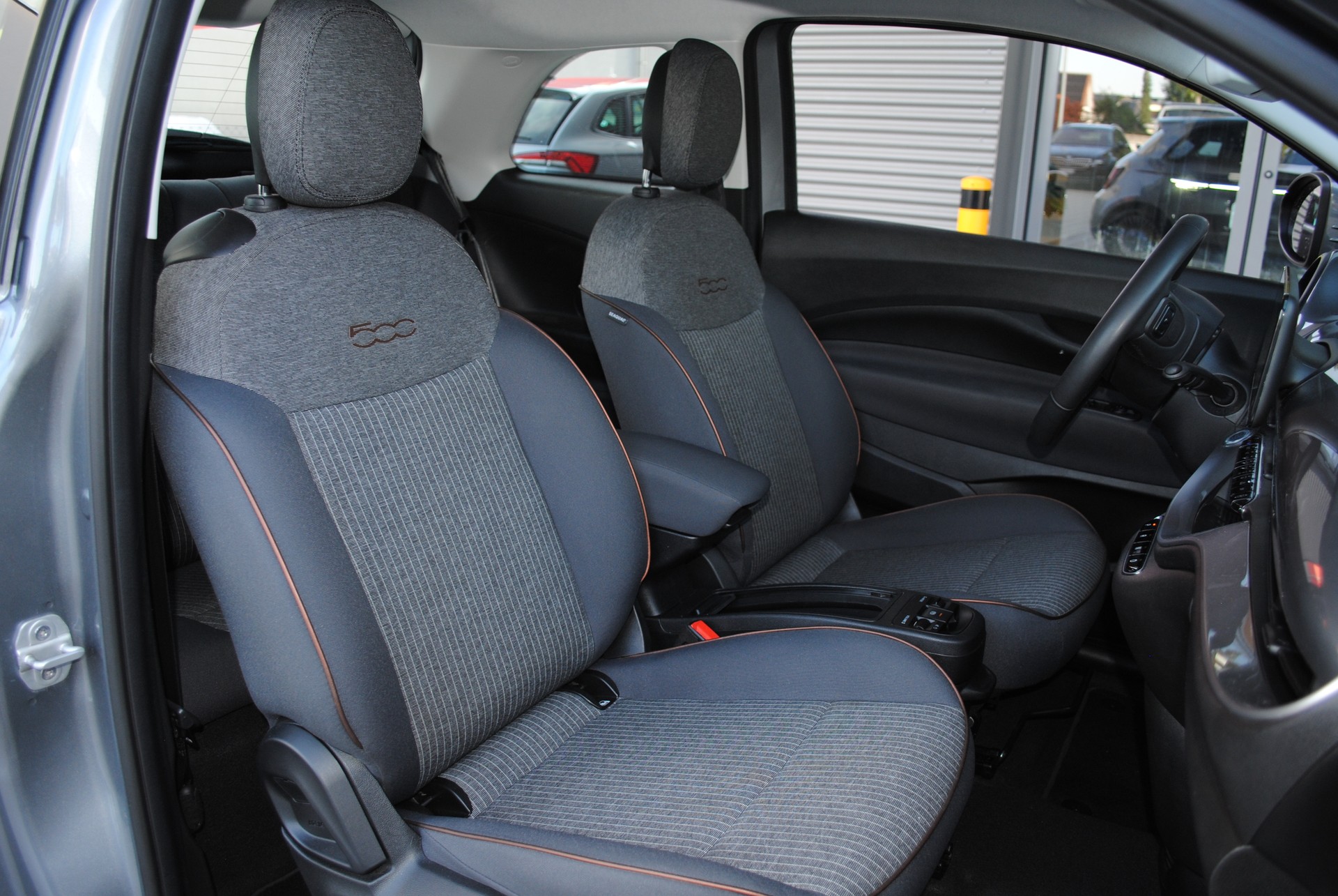 FIAT 500 electric 87 kW Icon-image-12