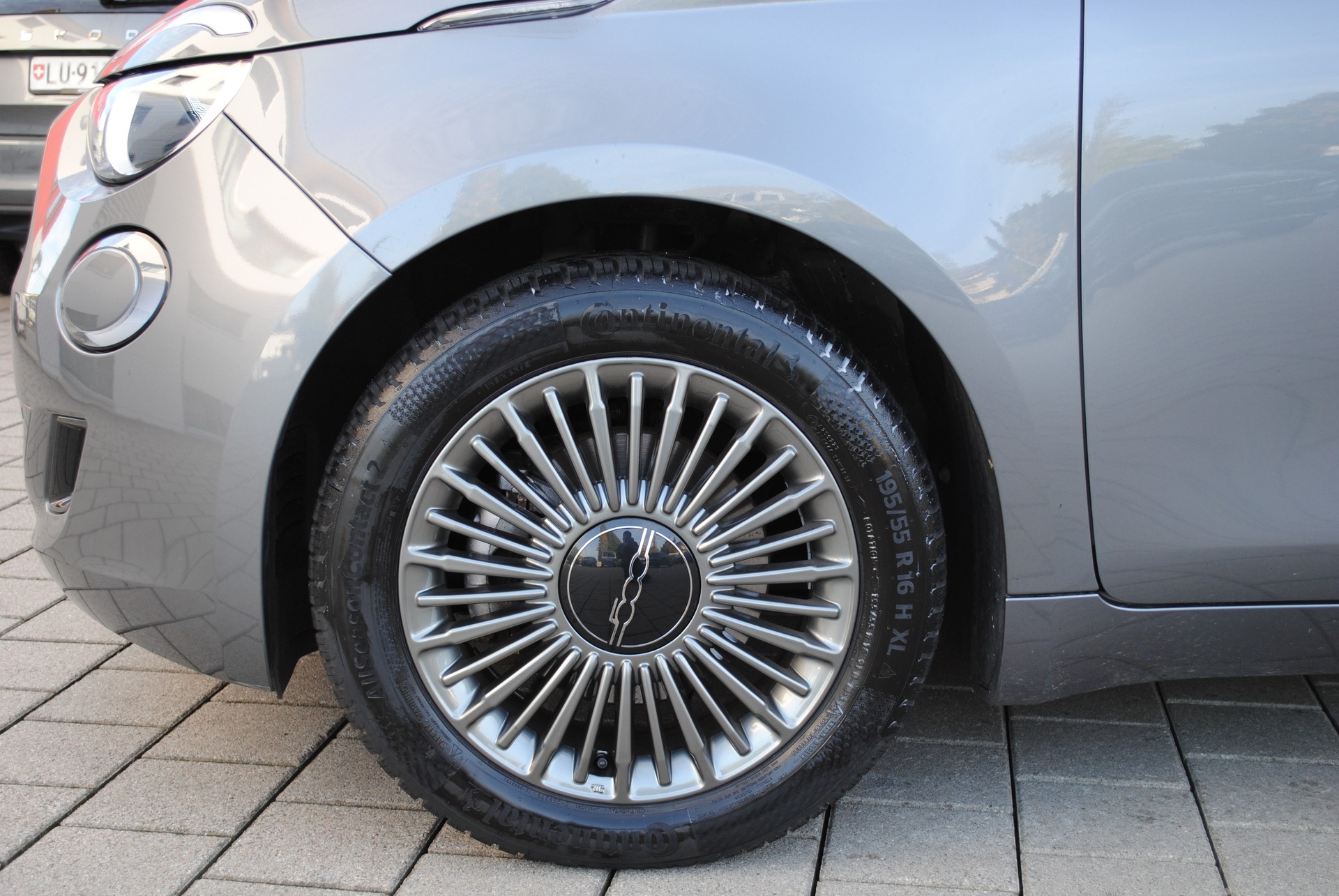 FIAT 500 electric 87 kW Icon-image-8