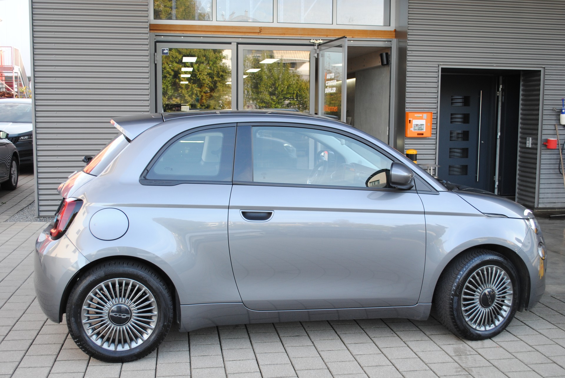 FIAT 500 electric 87 kW Icon-image-7