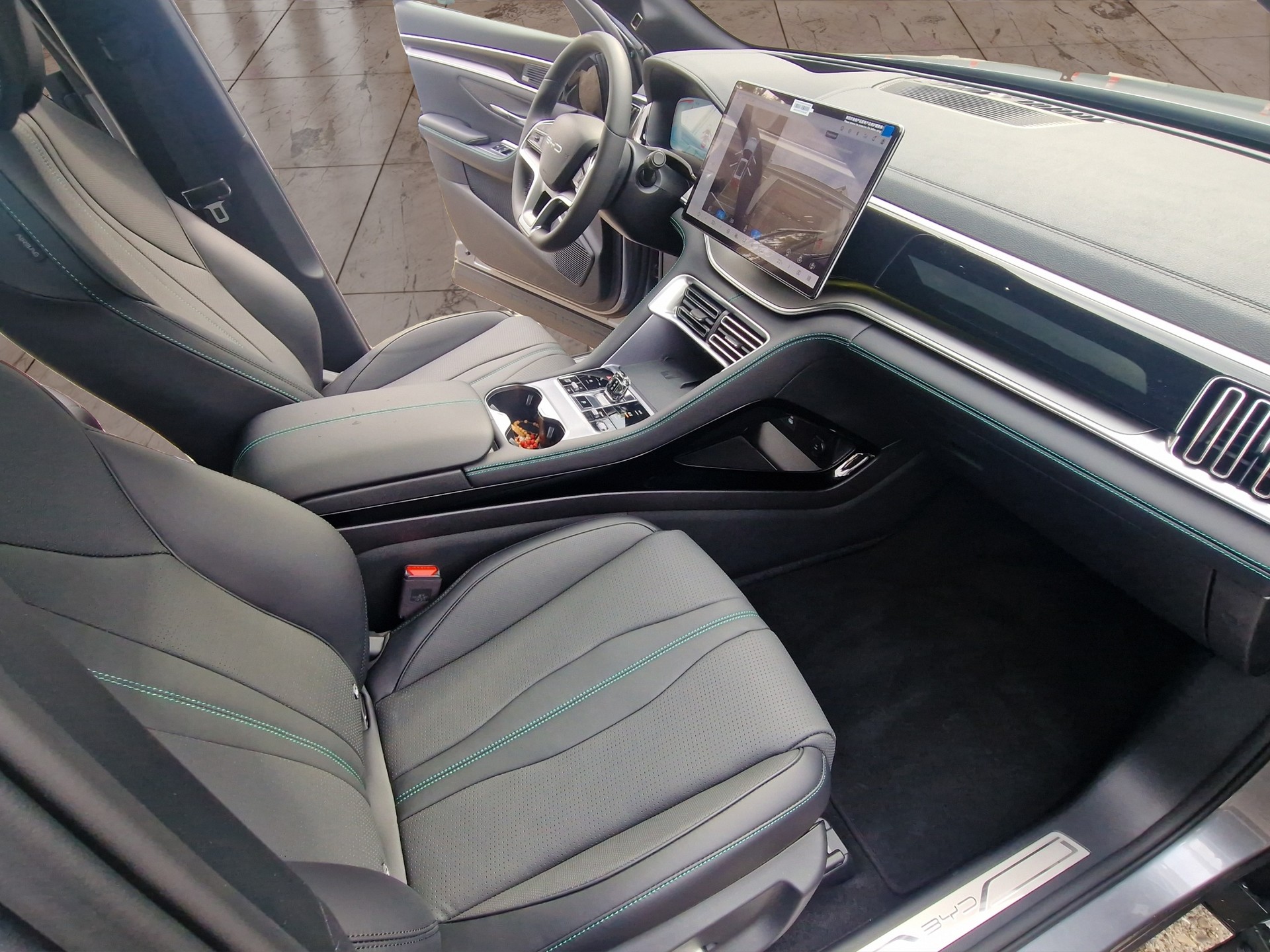 BYD Seal U DM-i Comfort-image-13