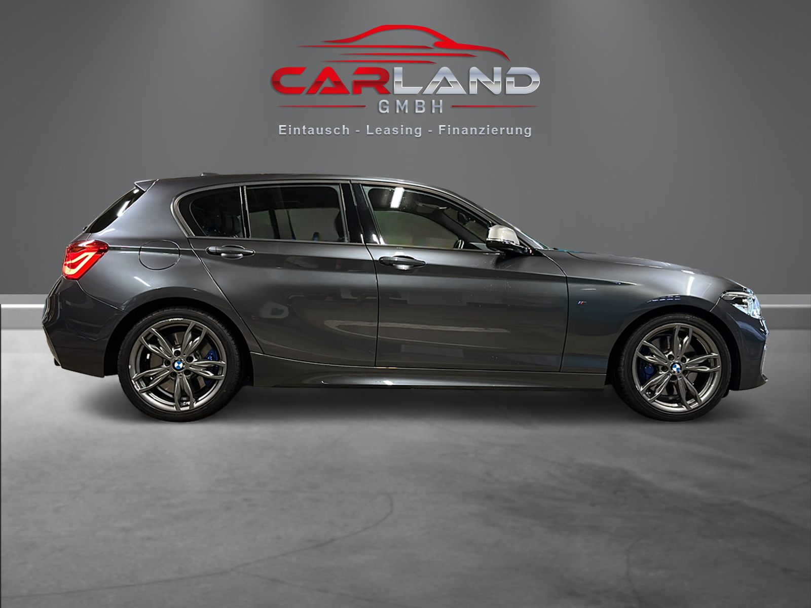 BMW M135i xDrive Steptronic-image-5