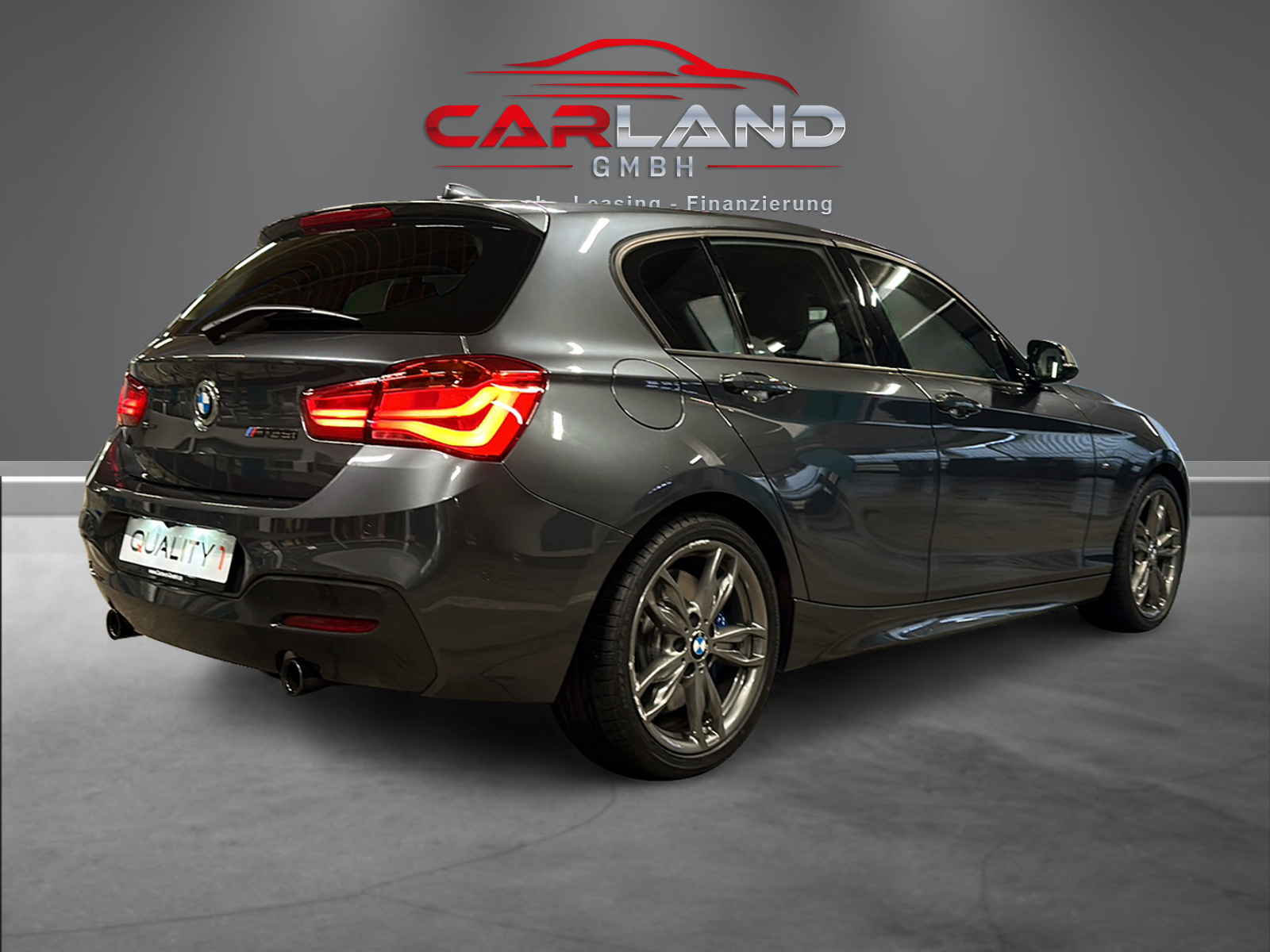 BMW M135i xDrive Steptronic-image-4