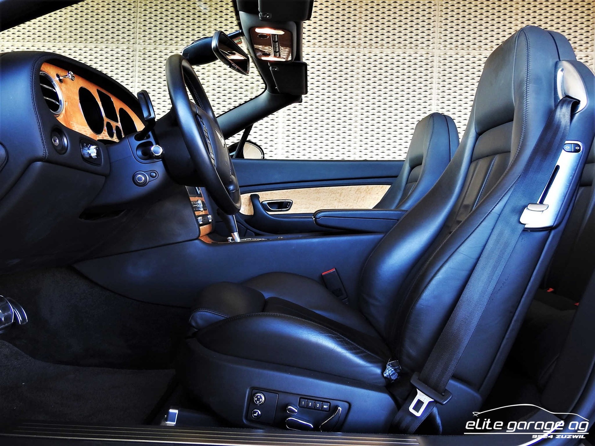 BENTLEY Continental GTC 6.0-image-9