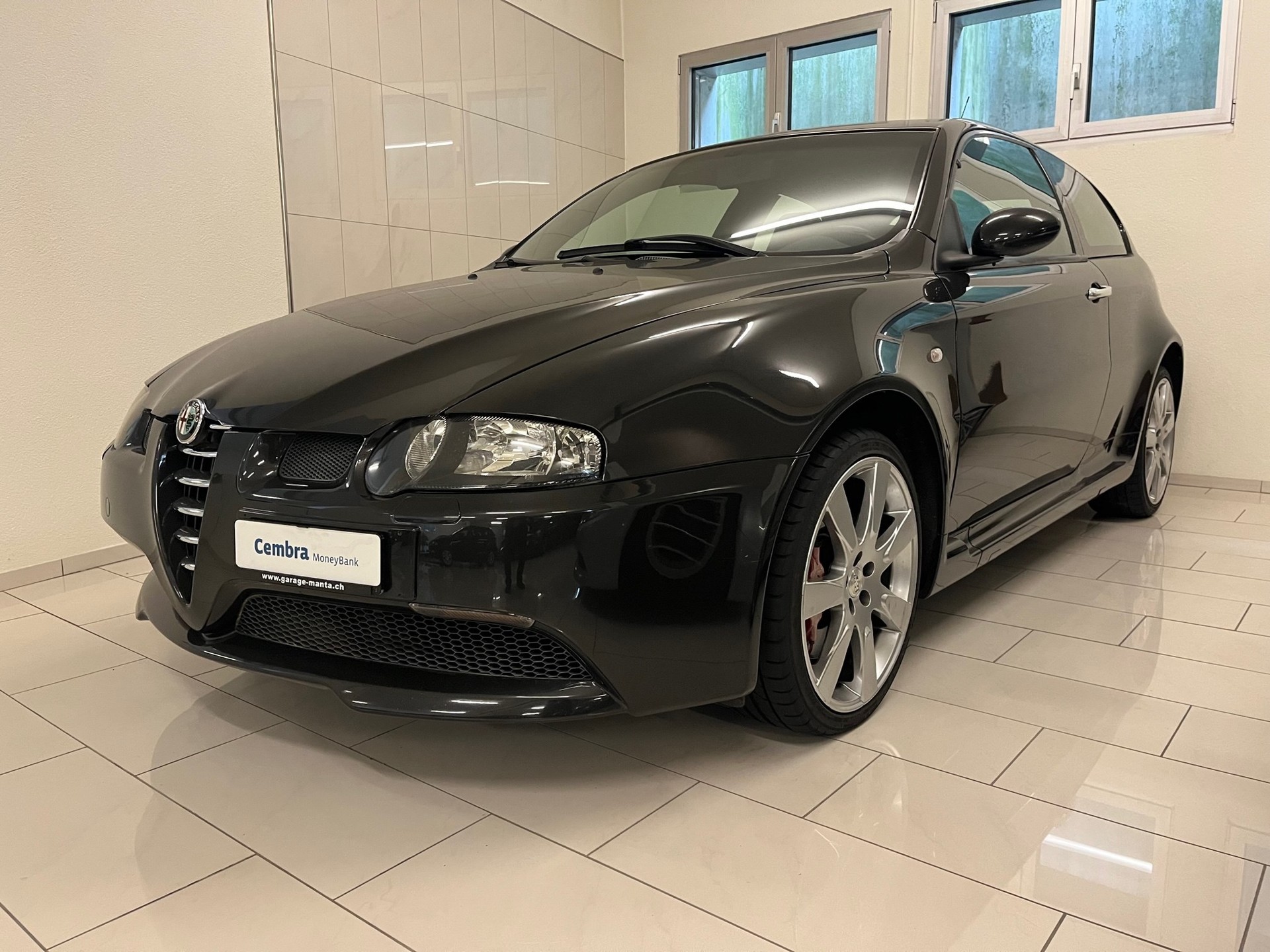 ALFA ROMEO 147 3.2 GTA-image-2