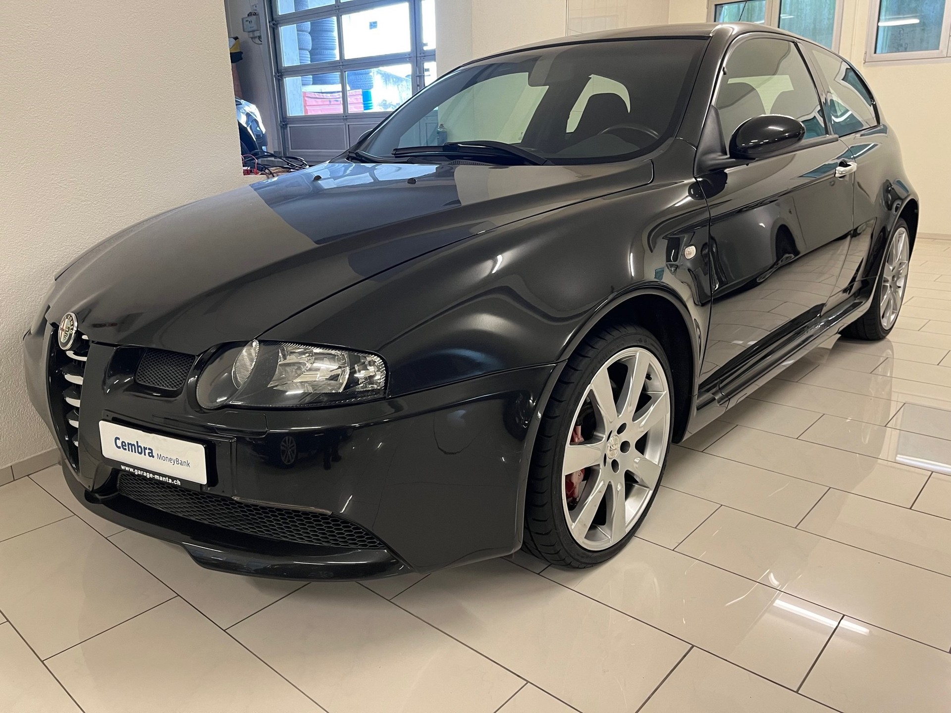 ALFA ROMEO 147 3.2 GTA-image-5