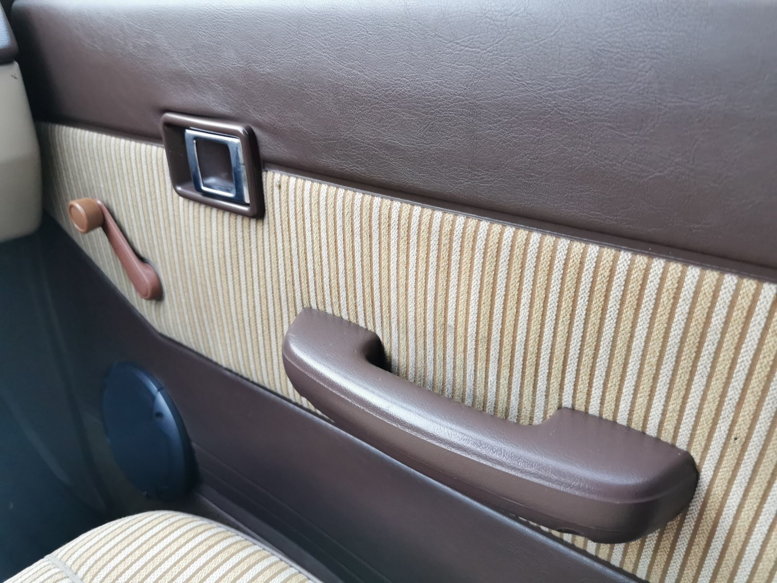 TOYOTA Land Cruiser HJ 60 Station G-image-14