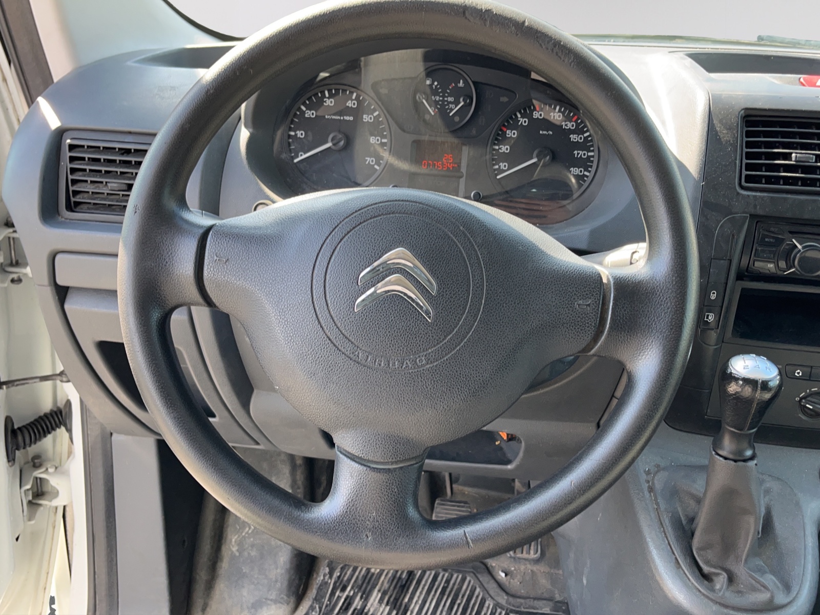 CITROEN Jumpy 1.6 HDi 10 L1H1-image-10