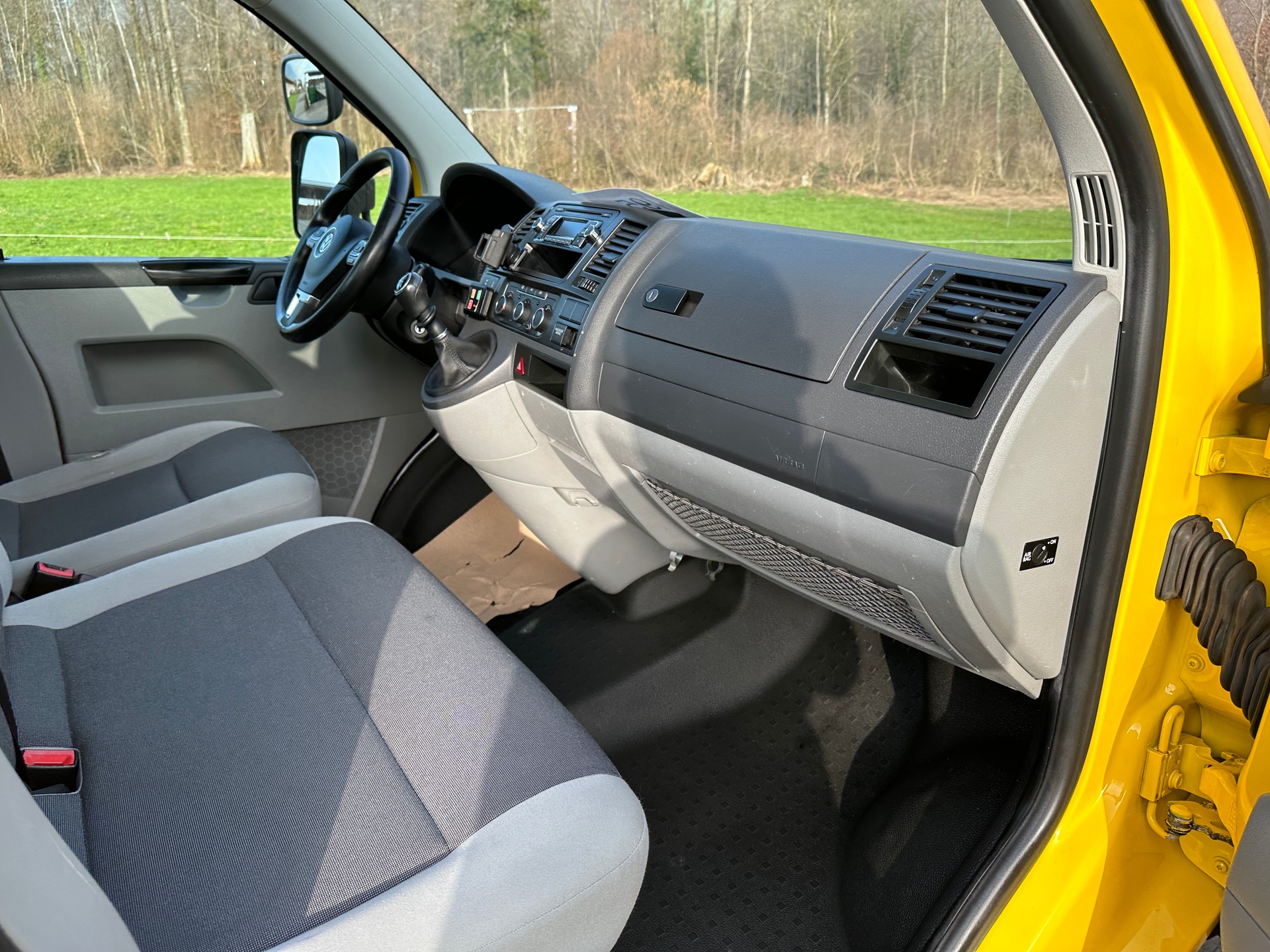 VW T5 2.0 TDI 4Motion-image-13