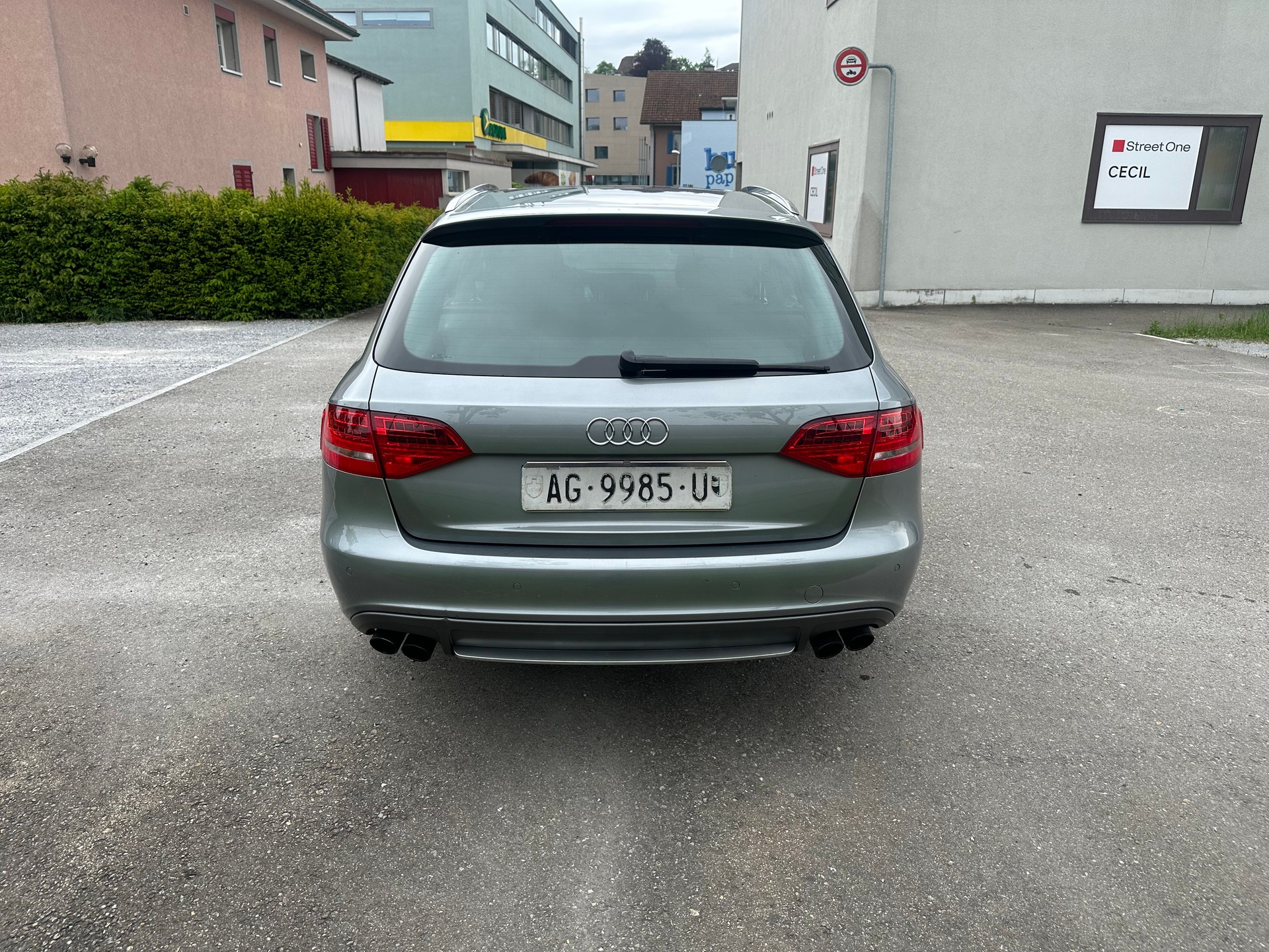 AUDI S4 Avant 3.0 TFSI quattro S-tronic-image-3