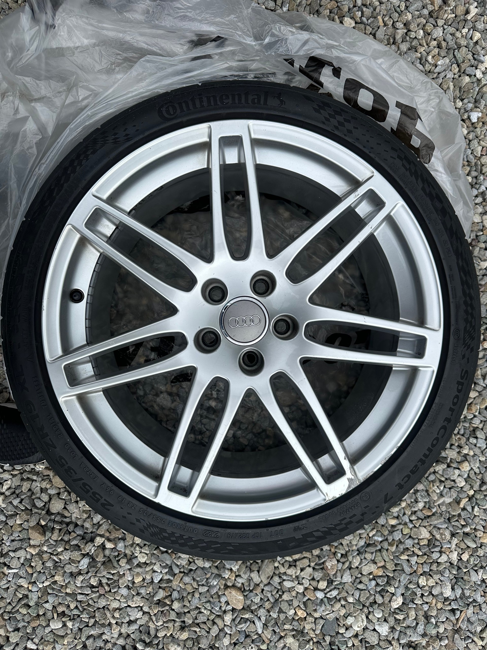 AUDI S4 Avant 3.0 TFSI quattro S-tronic-image-10