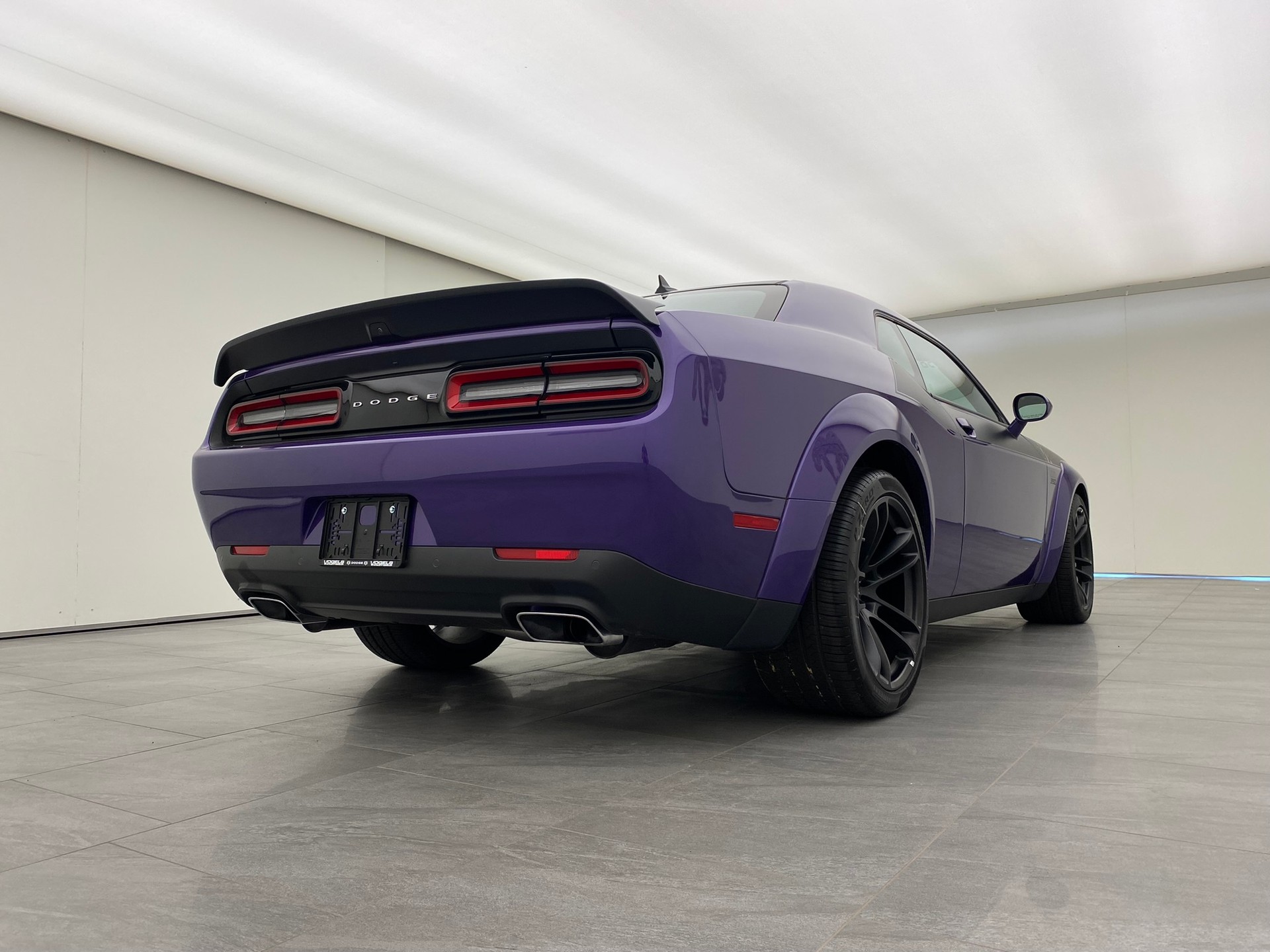 DODGE Challenger T/A 392 WB-image-3