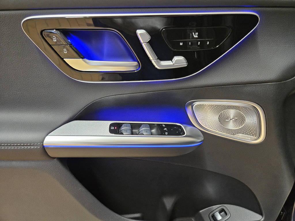 MERCEDES-BENZ GLC 220 d 4Matic AMG Line Coupé-image-7