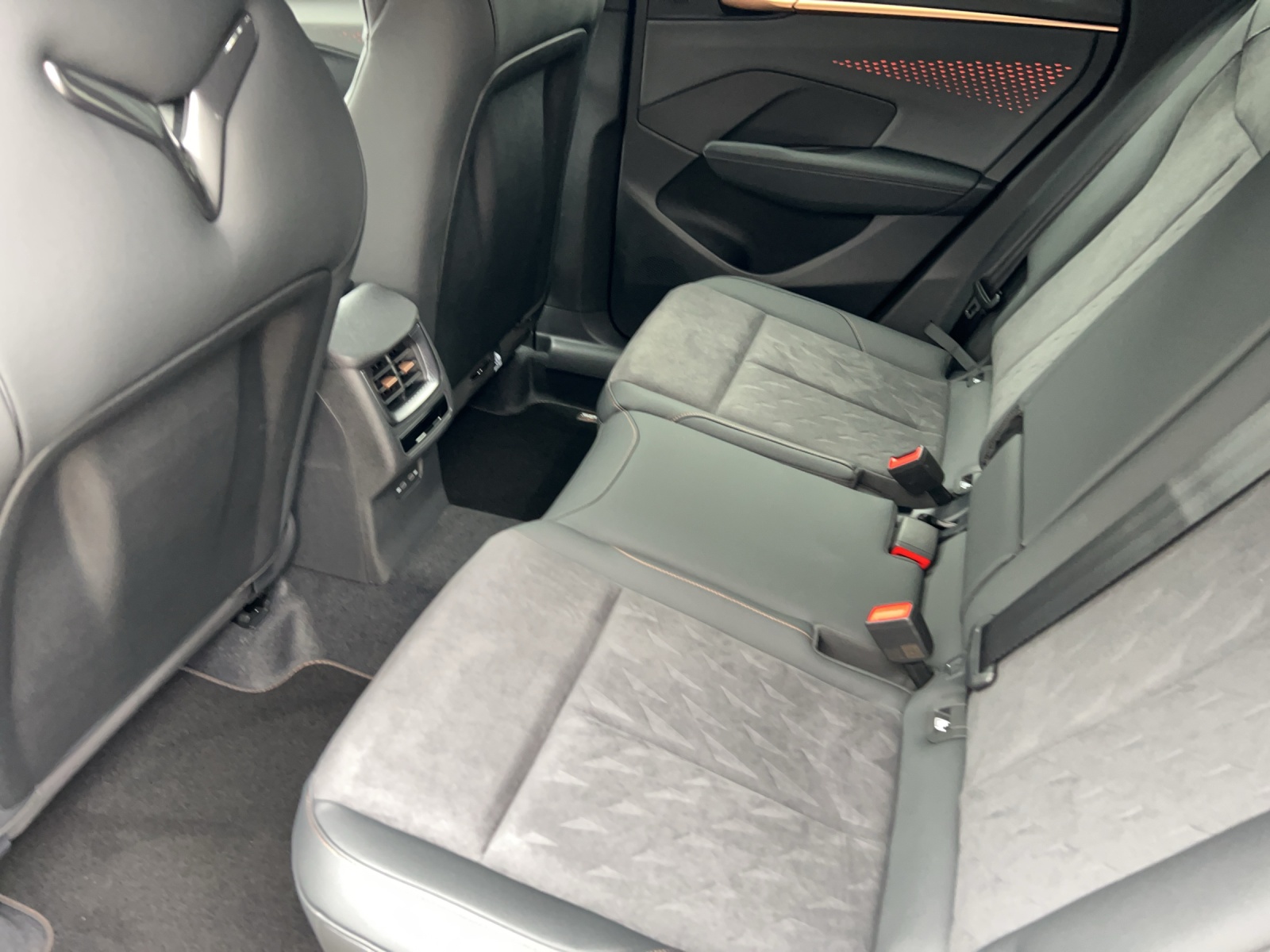 CUPRA TERRAMAR 265PS 4DRIVE-image-6