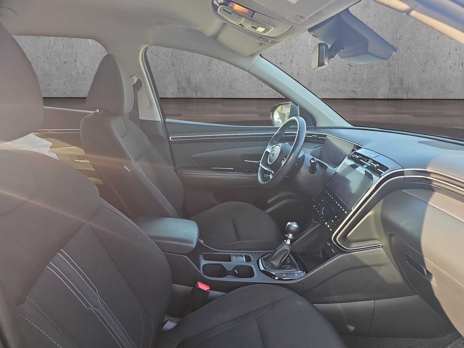 HYUNDAI Tucson 1.6 TGDI 48V Amplia 2WD-image-10