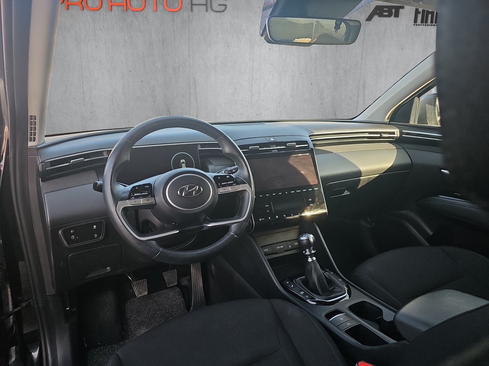 HYUNDAI Tucson 1.6 TGDI 48V Amplia 2WD-image-8