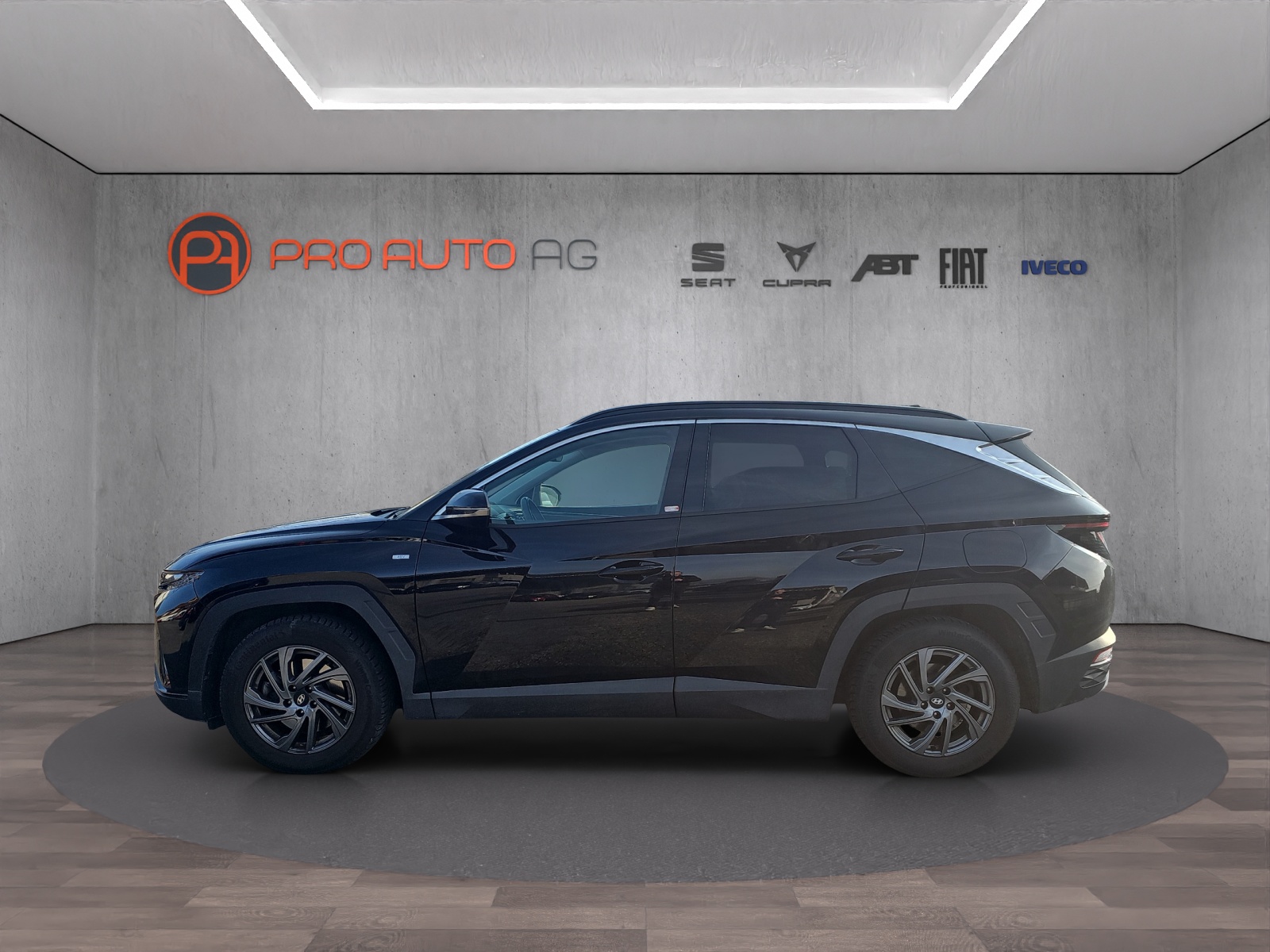 HYUNDAI Tucson 1.6 TGDI 48V Amplia 2WD-image-1