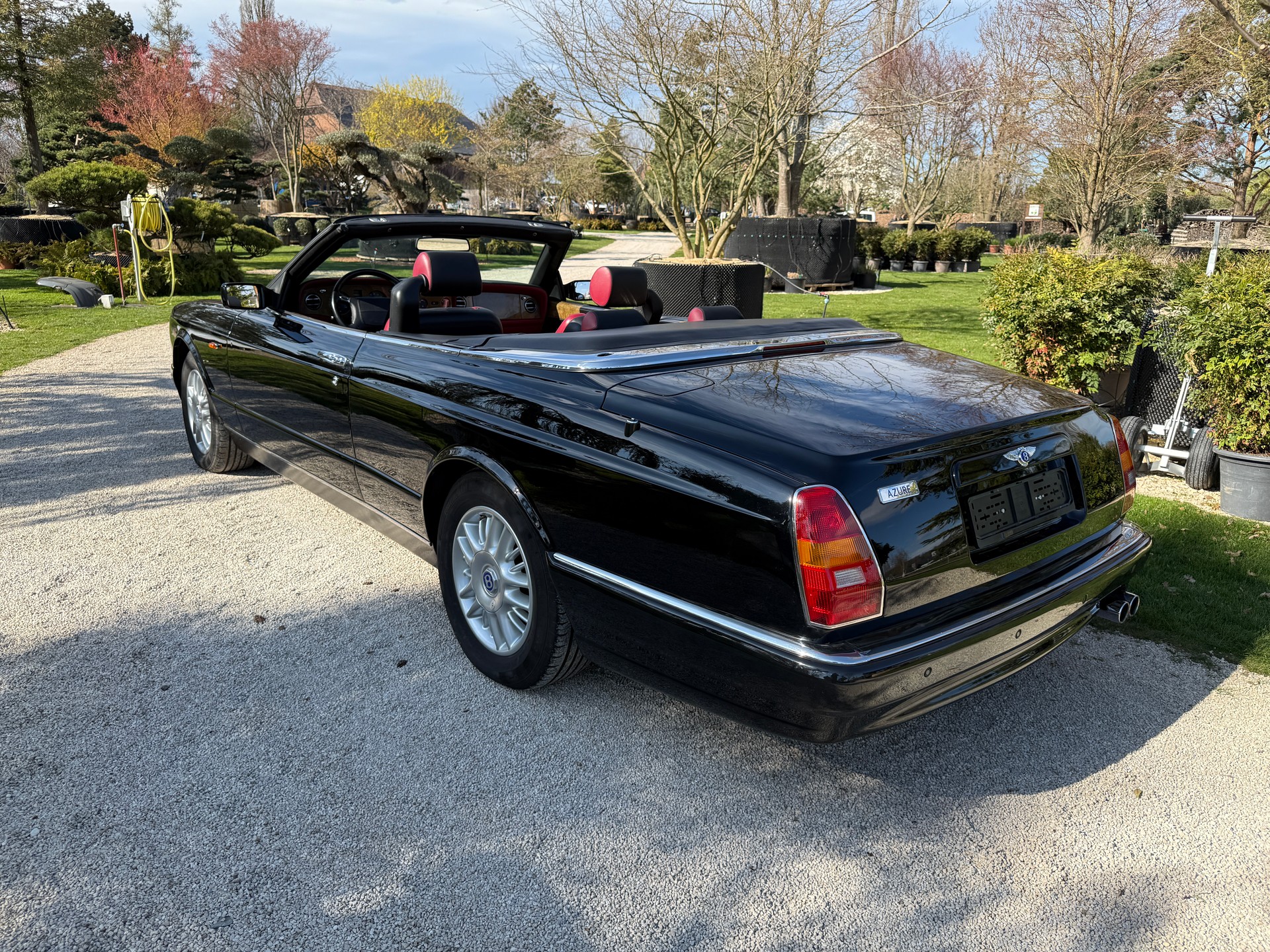 BENTLEY Azure-image-7