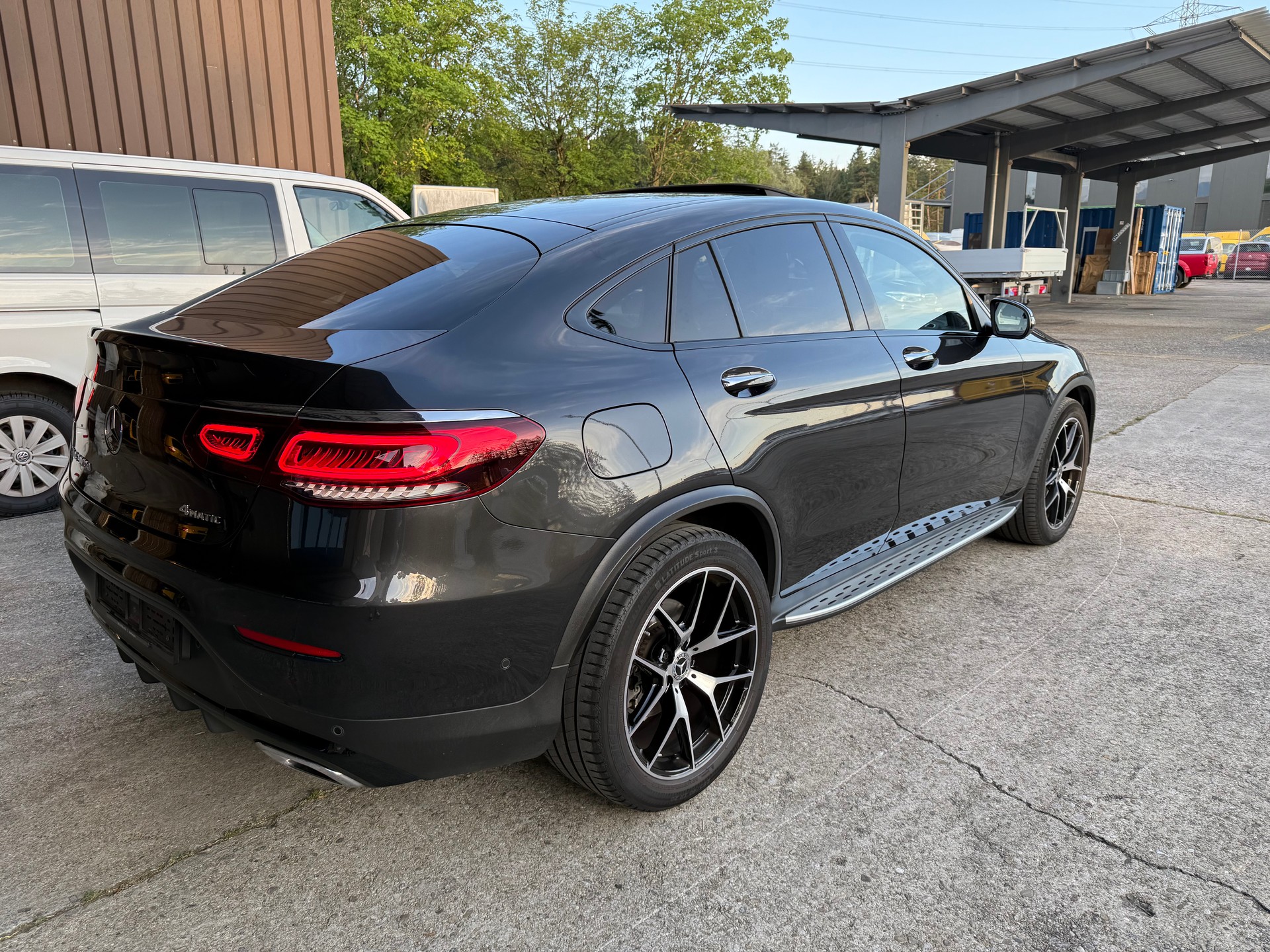MERCEDES-BENZ GLC Coupé 300 d AMG Line 4Matic 9G-Tronic-image-2