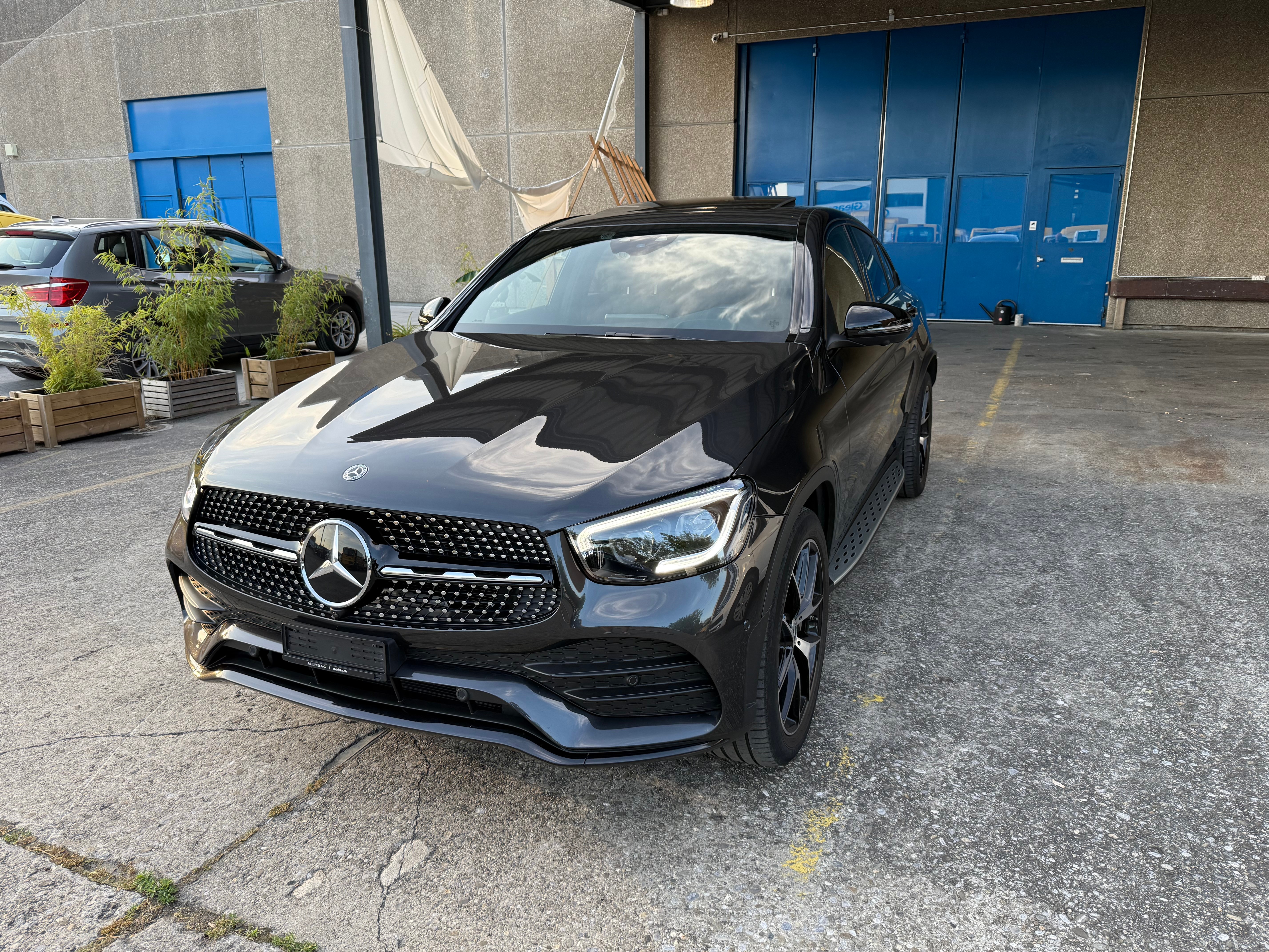 Car photo