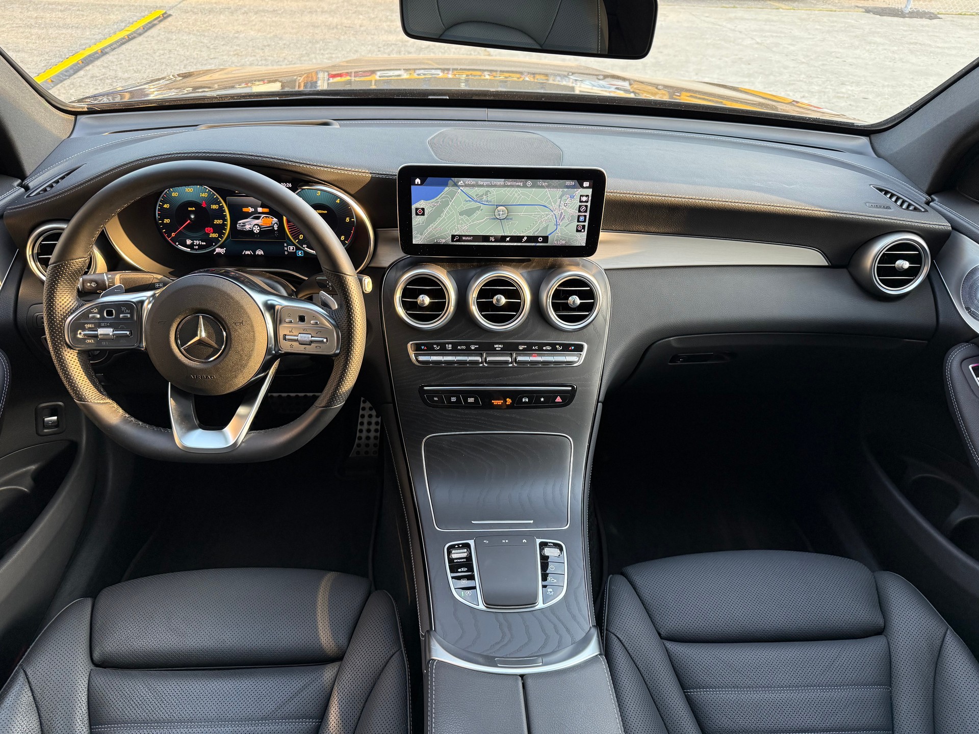 MERCEDES-BENZ GLC Coupé 300 d AMG Line 4Matic 9G-Tronic-image-10