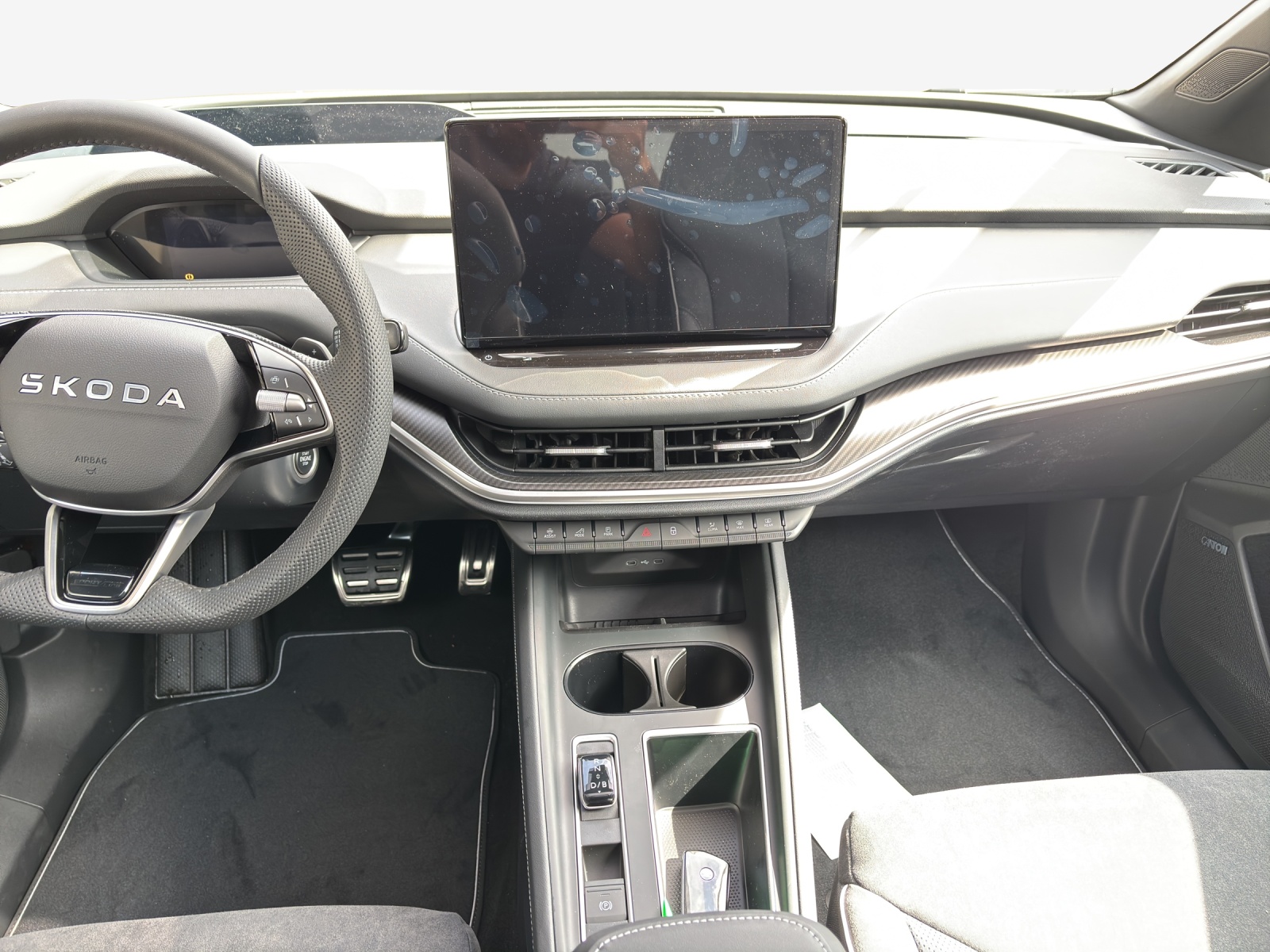 SKODA Enyaq Coupé Sportline 4x4-image-10