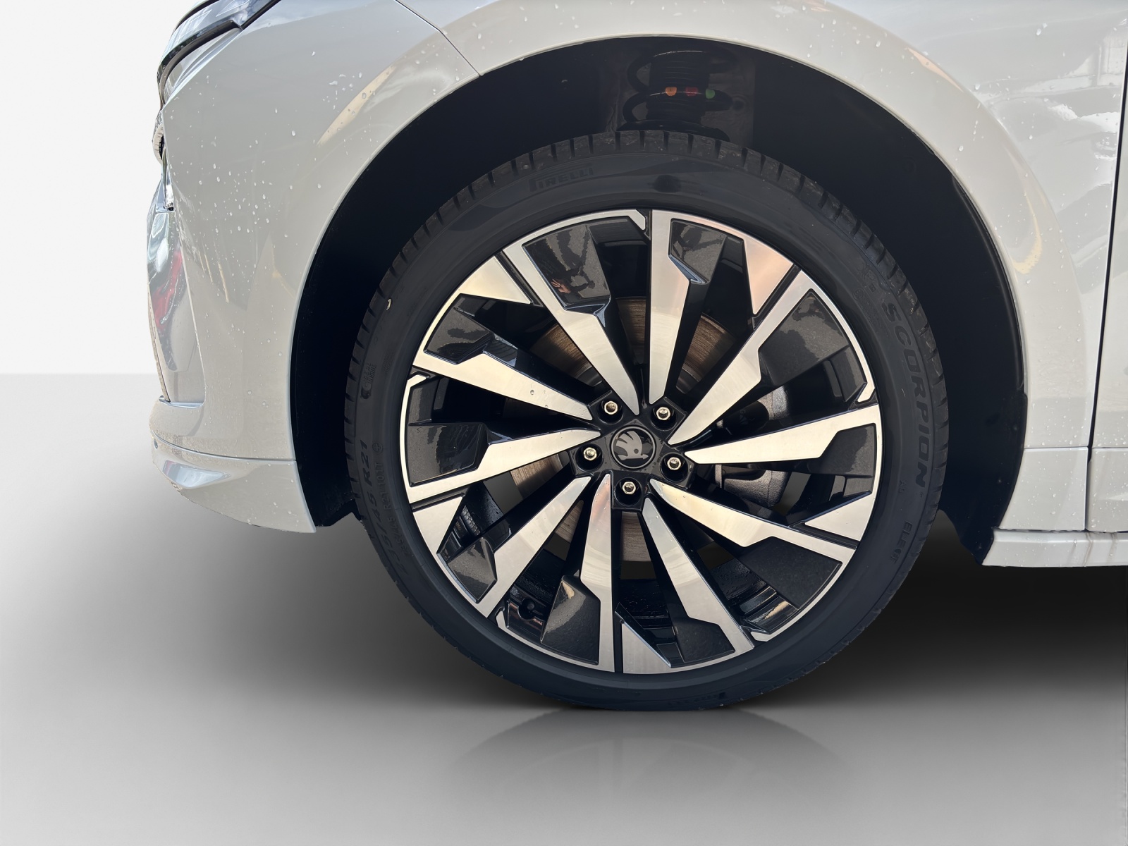 SKODA Enyaq Coupé Sportline 4x4-image-13