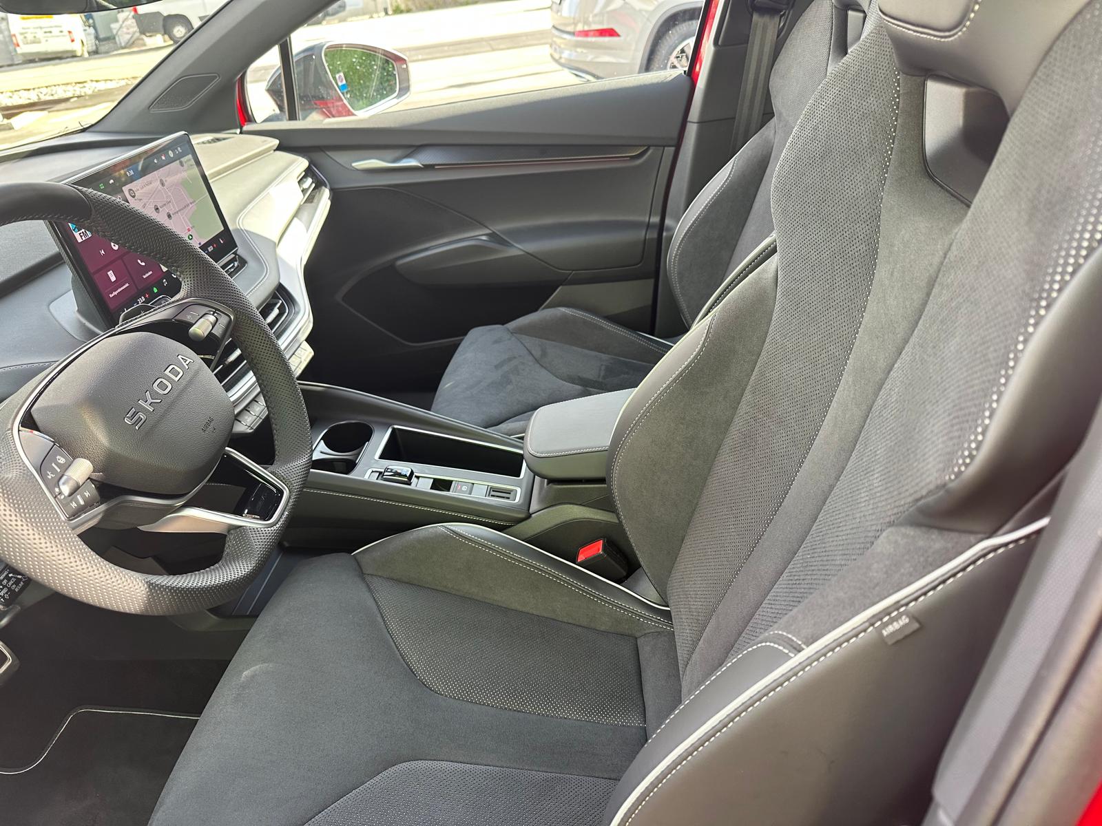 SKODA Elroq 85 Sportline-image-9