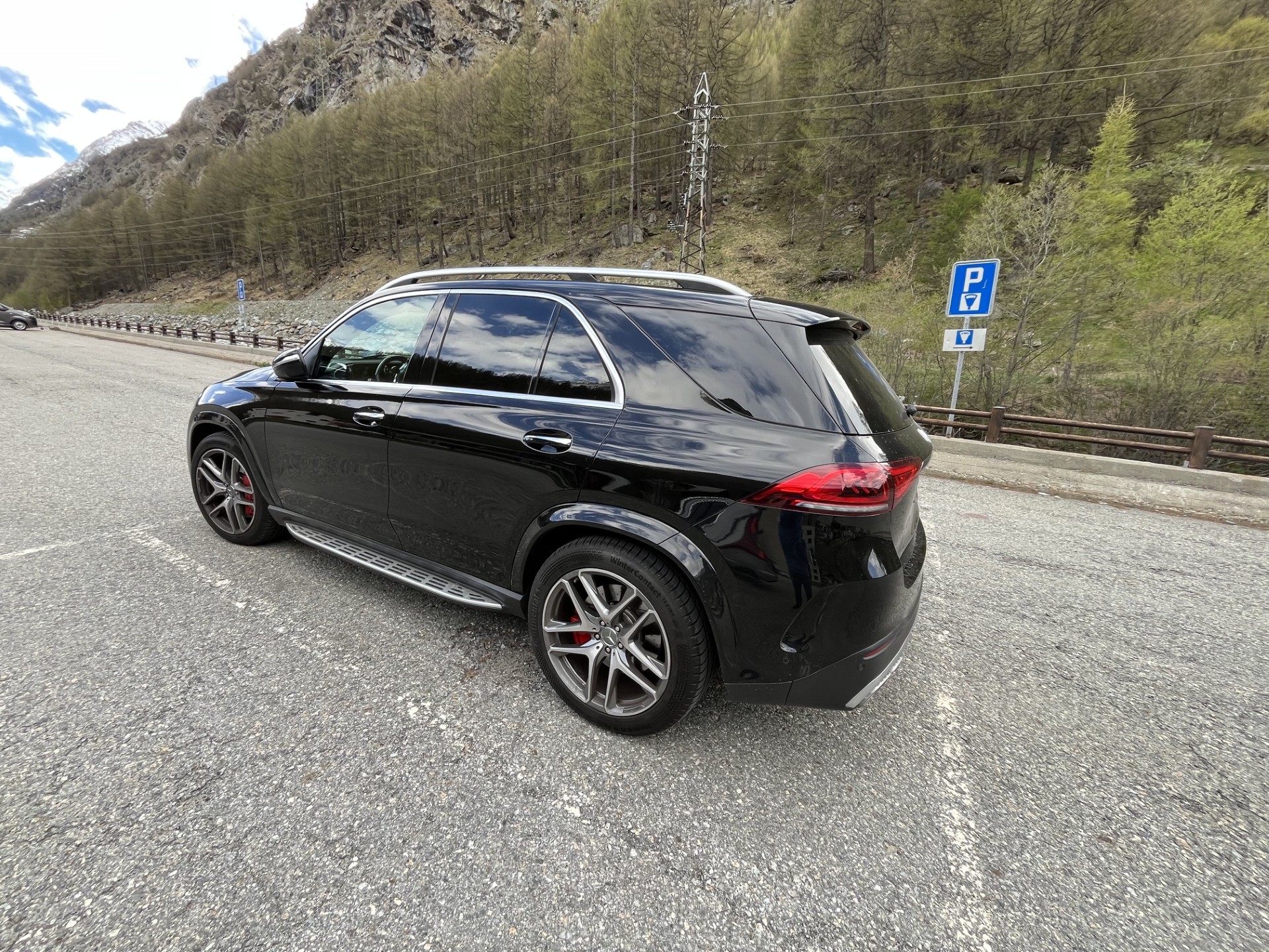 MERCEDES-BENZ GLE 63 S AMG 4Matic+ 9G-Speedshift-image-3