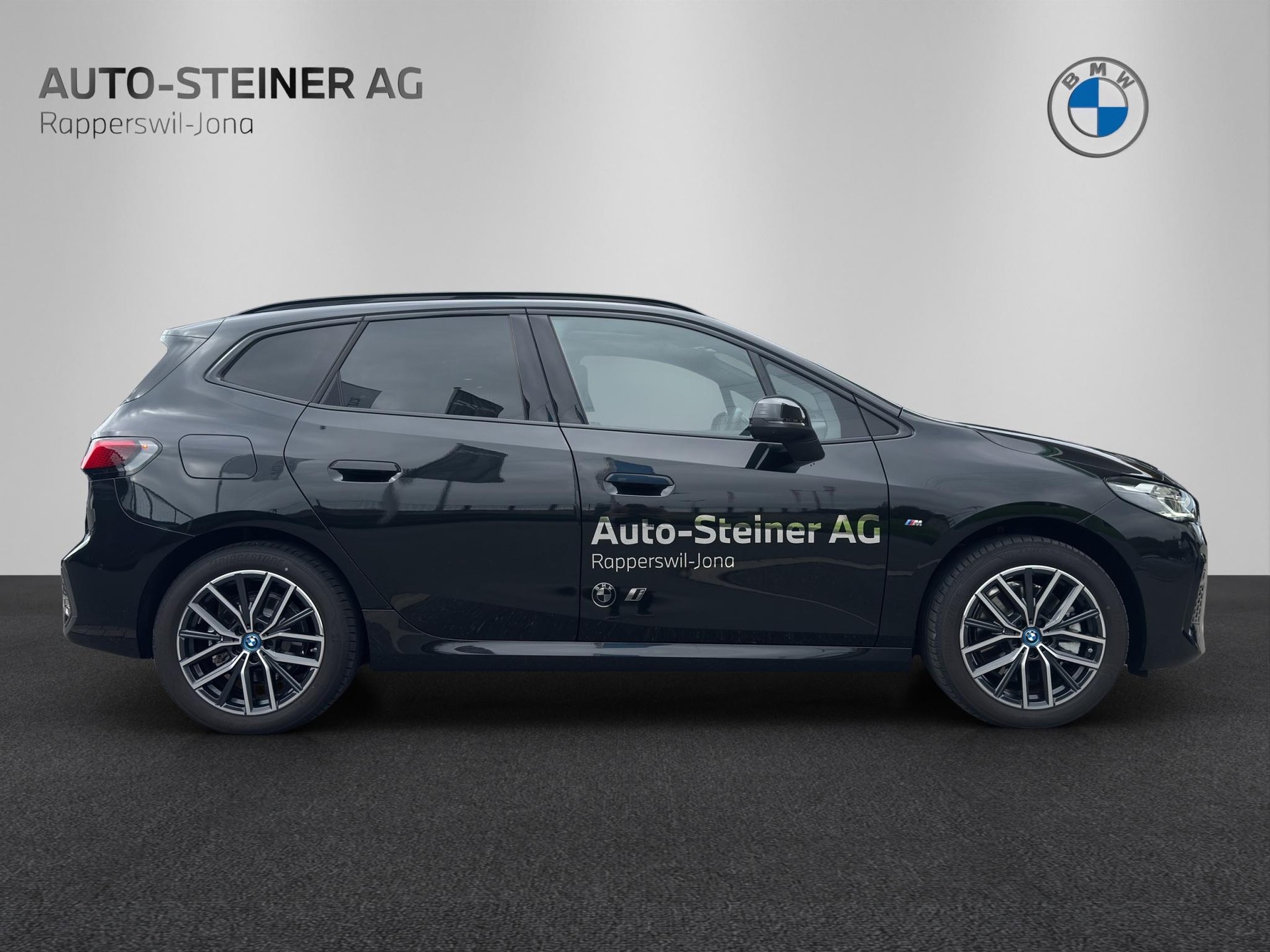 BMW 230e xDrive Active Tourer M Sport-image-5