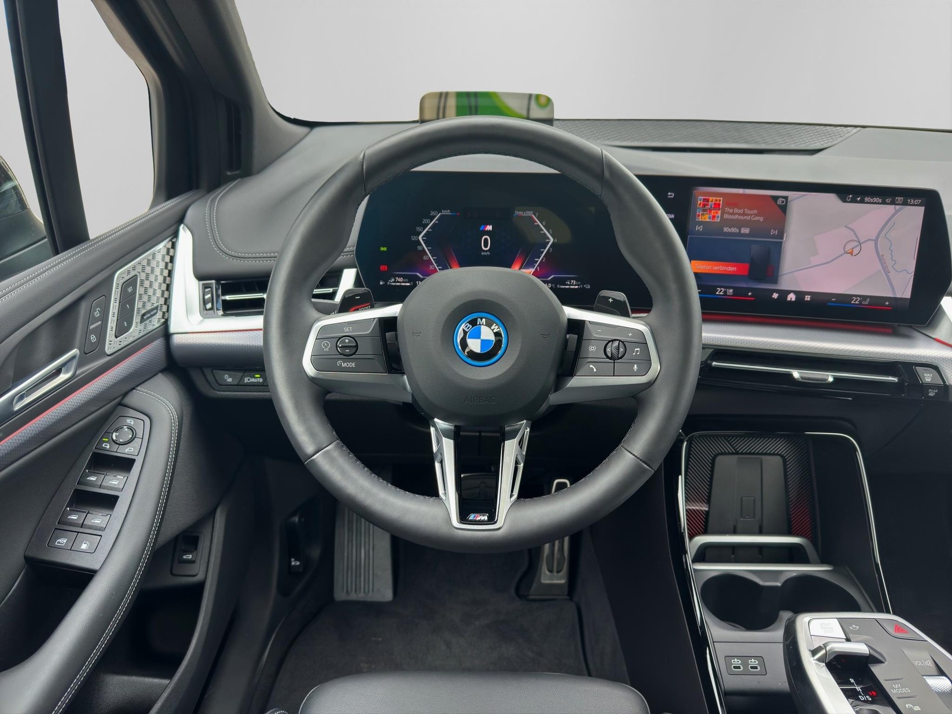 BMW 230e xDrive Active Tourer M Sport-image-10