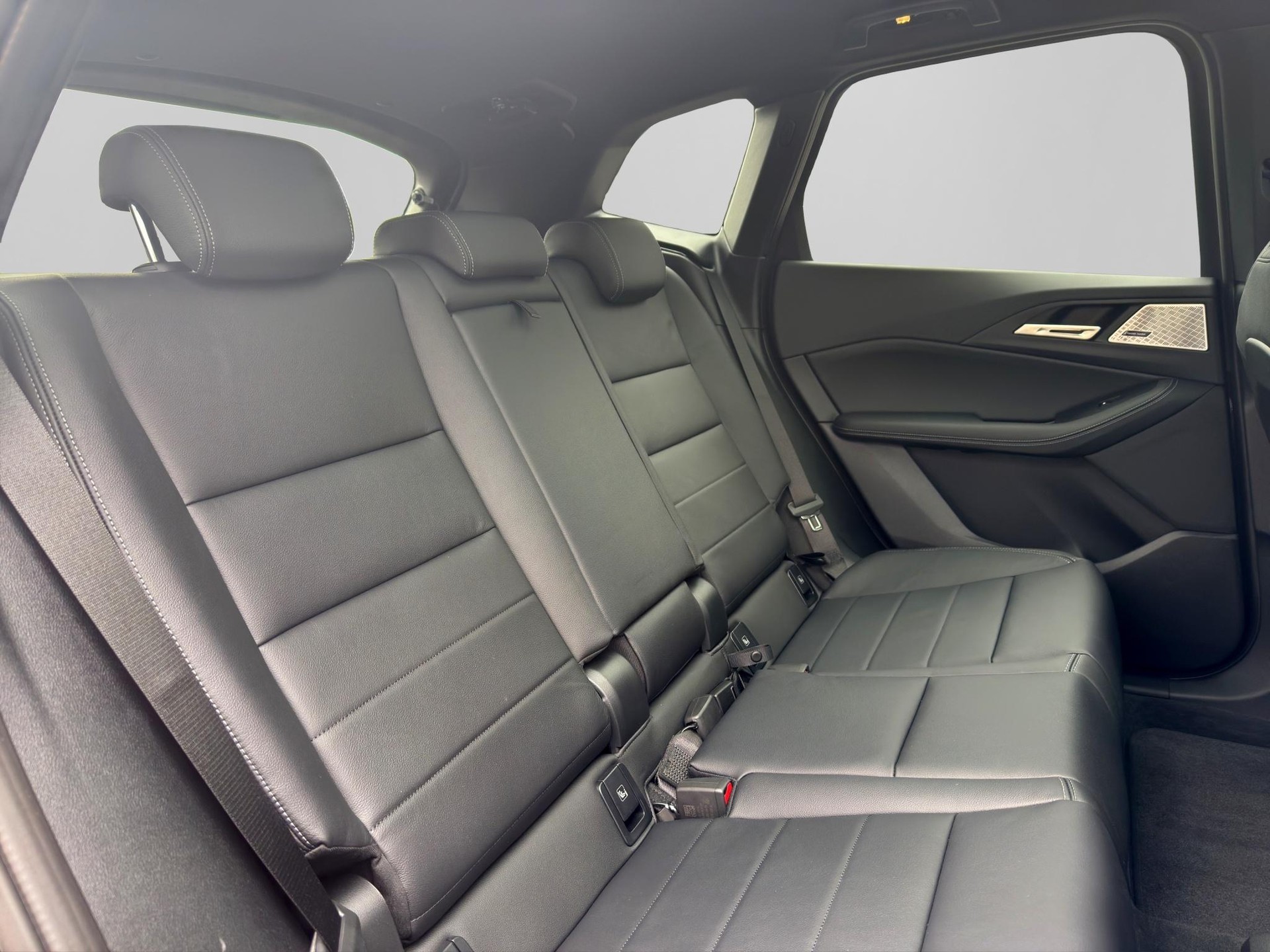BMW 230e xDrive Active Tourer M Sport-image-17