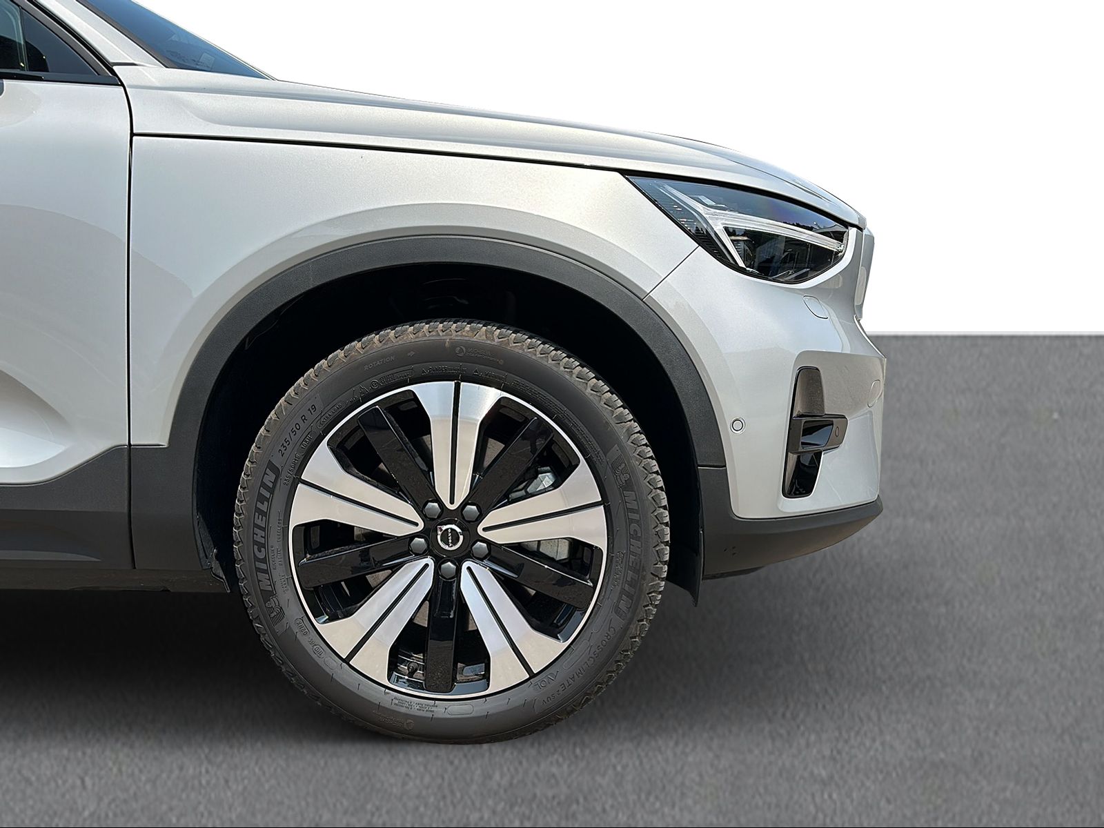 VOLVO C40 P8 Twin Recharge Ultimate AWD-image-11