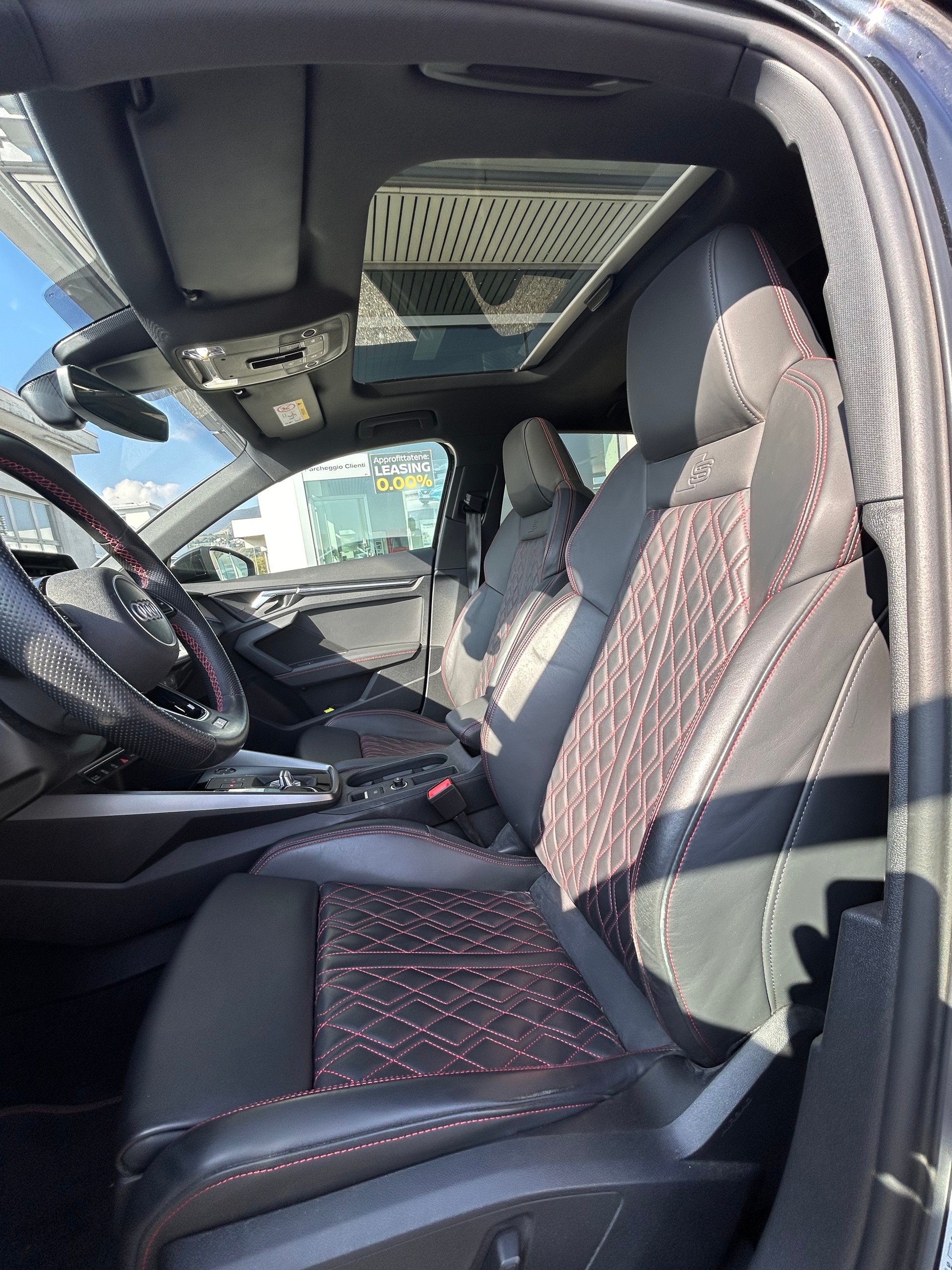 AUDI S3 Sportback 2.0 TFSI quattro S-tronic-image-4