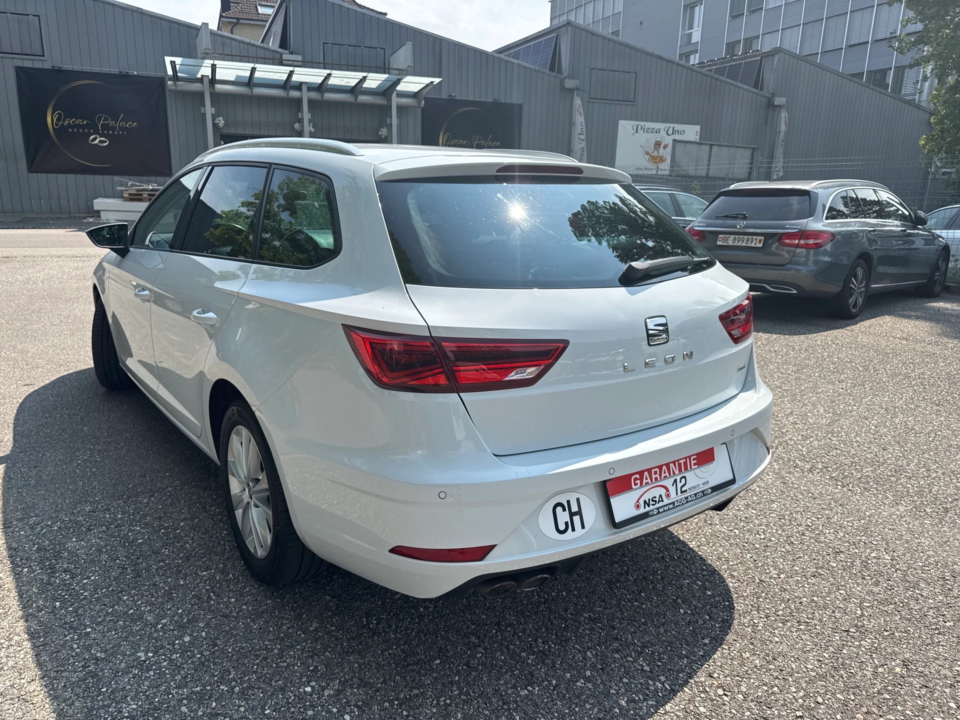SEAT Leon ST 2.0 TDI CR Style 4Drive DSG * Gr. Navi * Xenon * Klima-auto * PDC v&h * Tempomat * Ab MFK-image-9