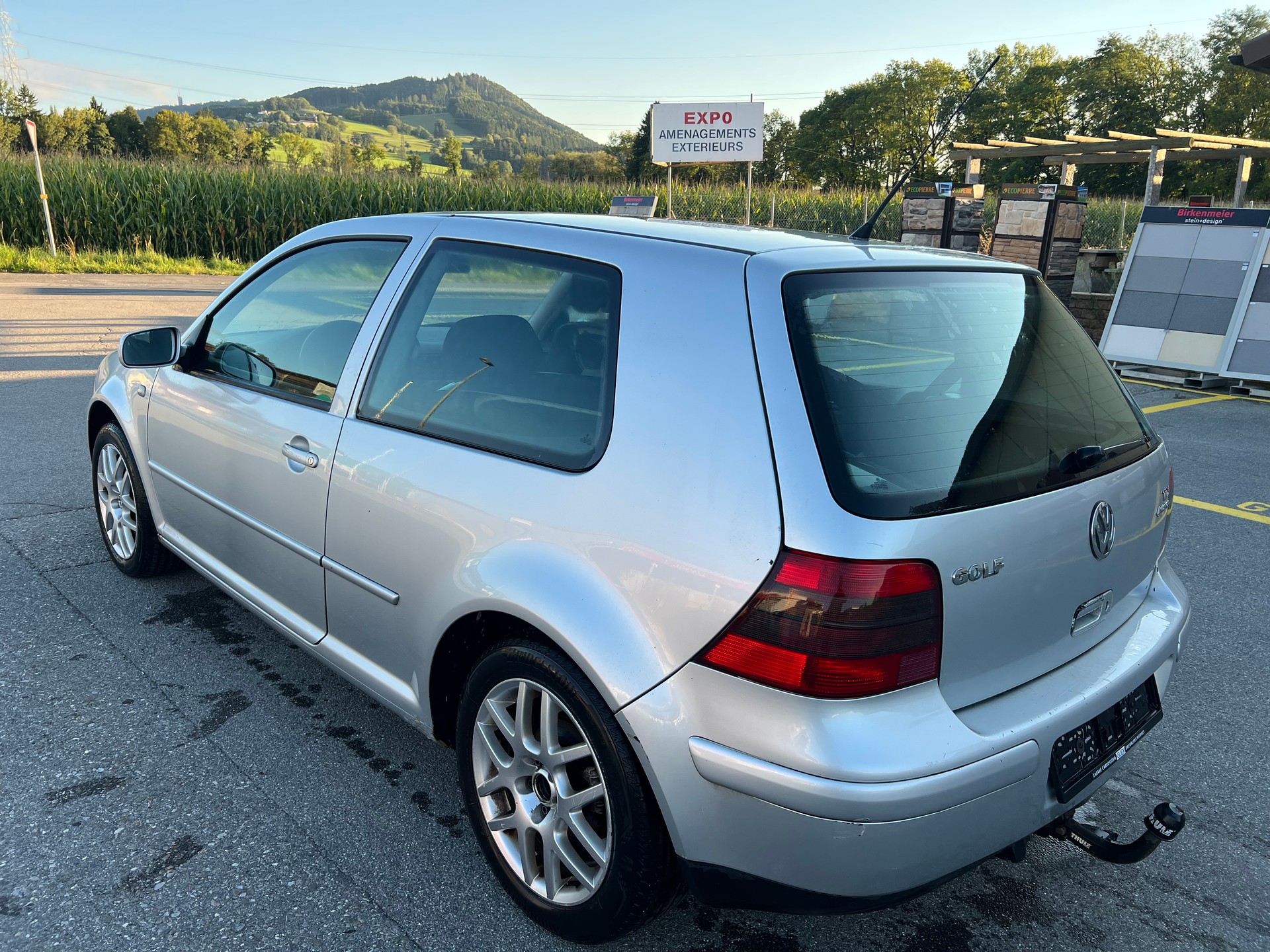 VW Golf 1.9 TDI Generation 4Motion-image-1