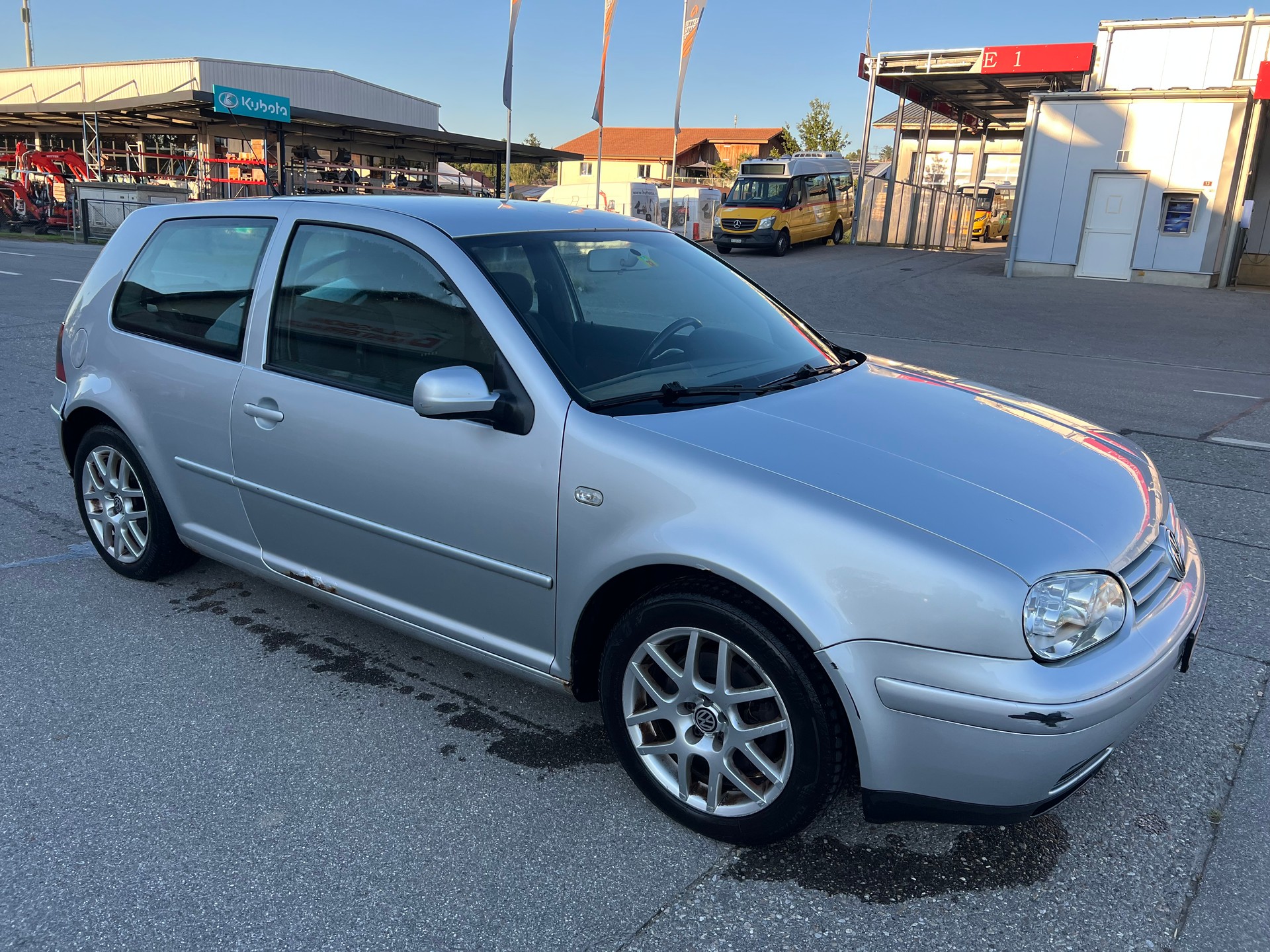 VW Golf 1.9 TDI Generation 4Motion-image-2