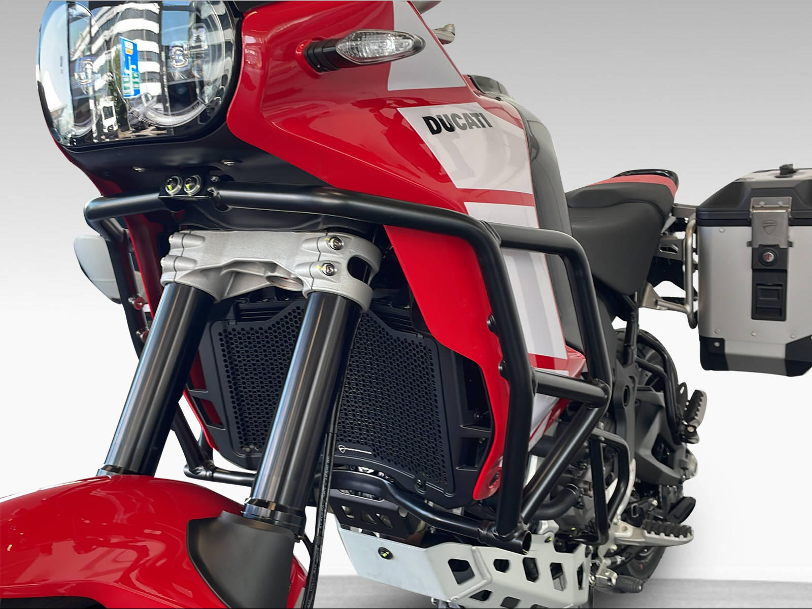 DUCATI 937 Desert X Discovery ABS-image-4