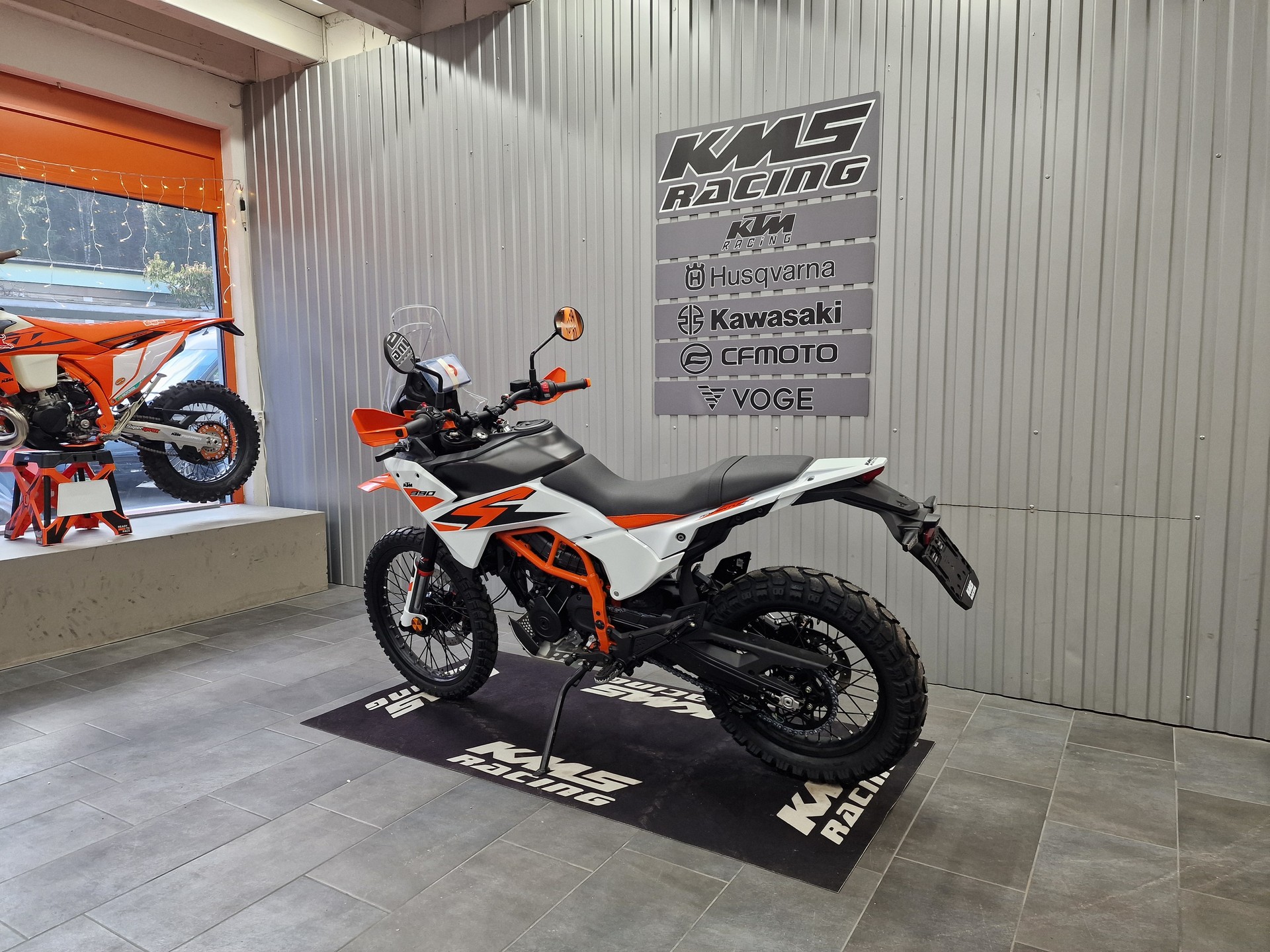 KTM 390 Adventure R-showroom-element-3