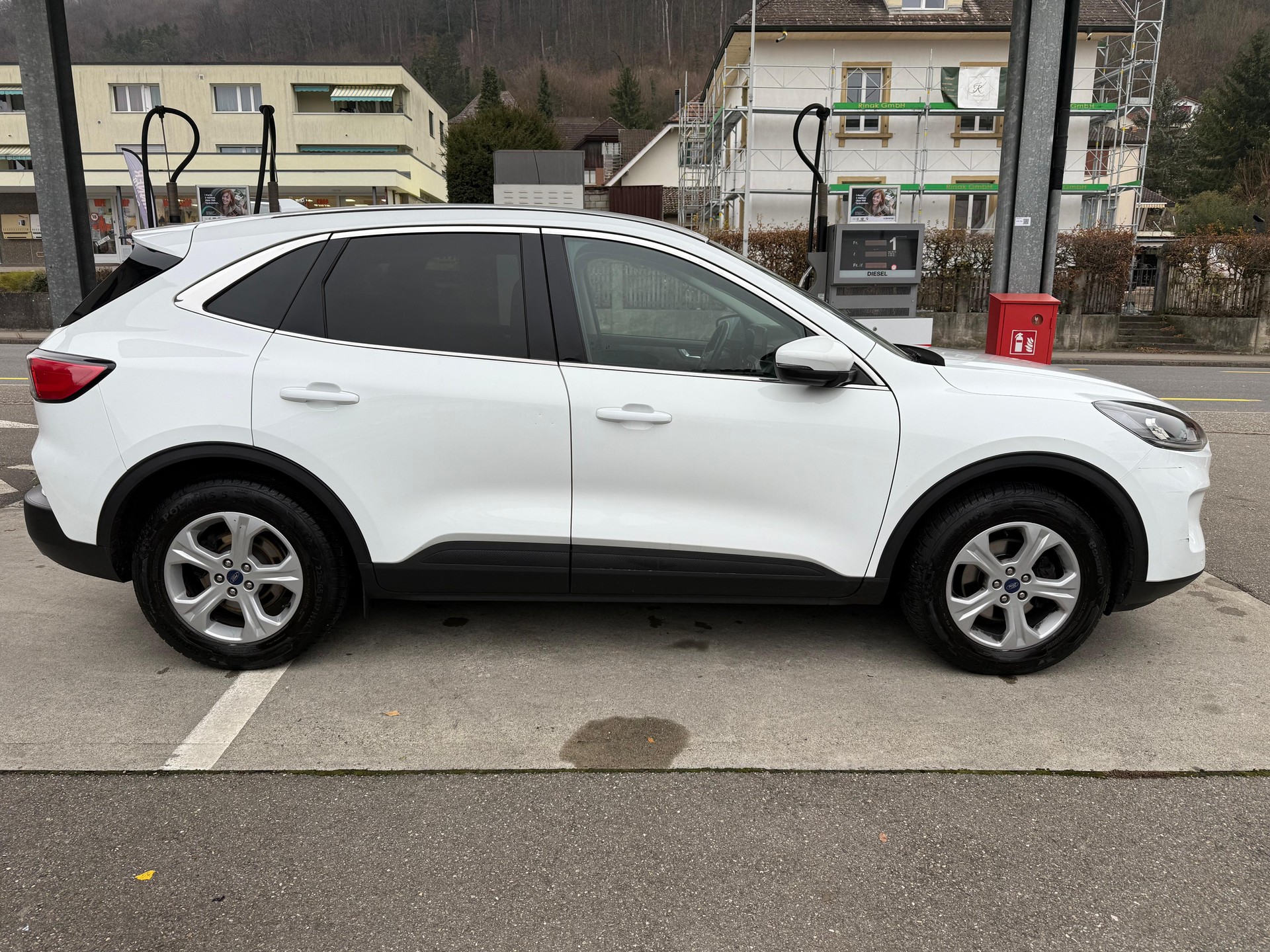 FORD Kuga 2.0 TDCi EcoBlue Titanium 4WD-image-1