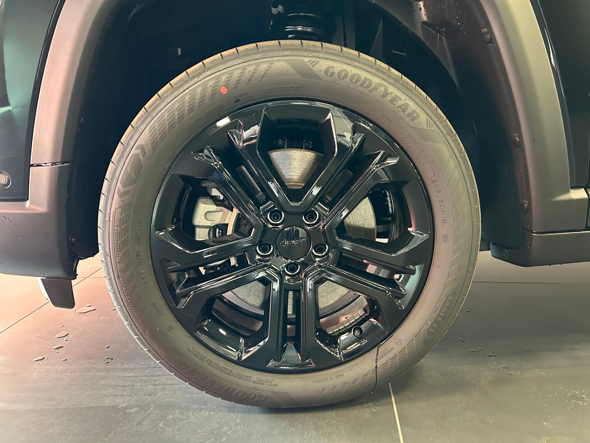 JEEP Compass 4x2 1.5 T MHEV North Star-image-17