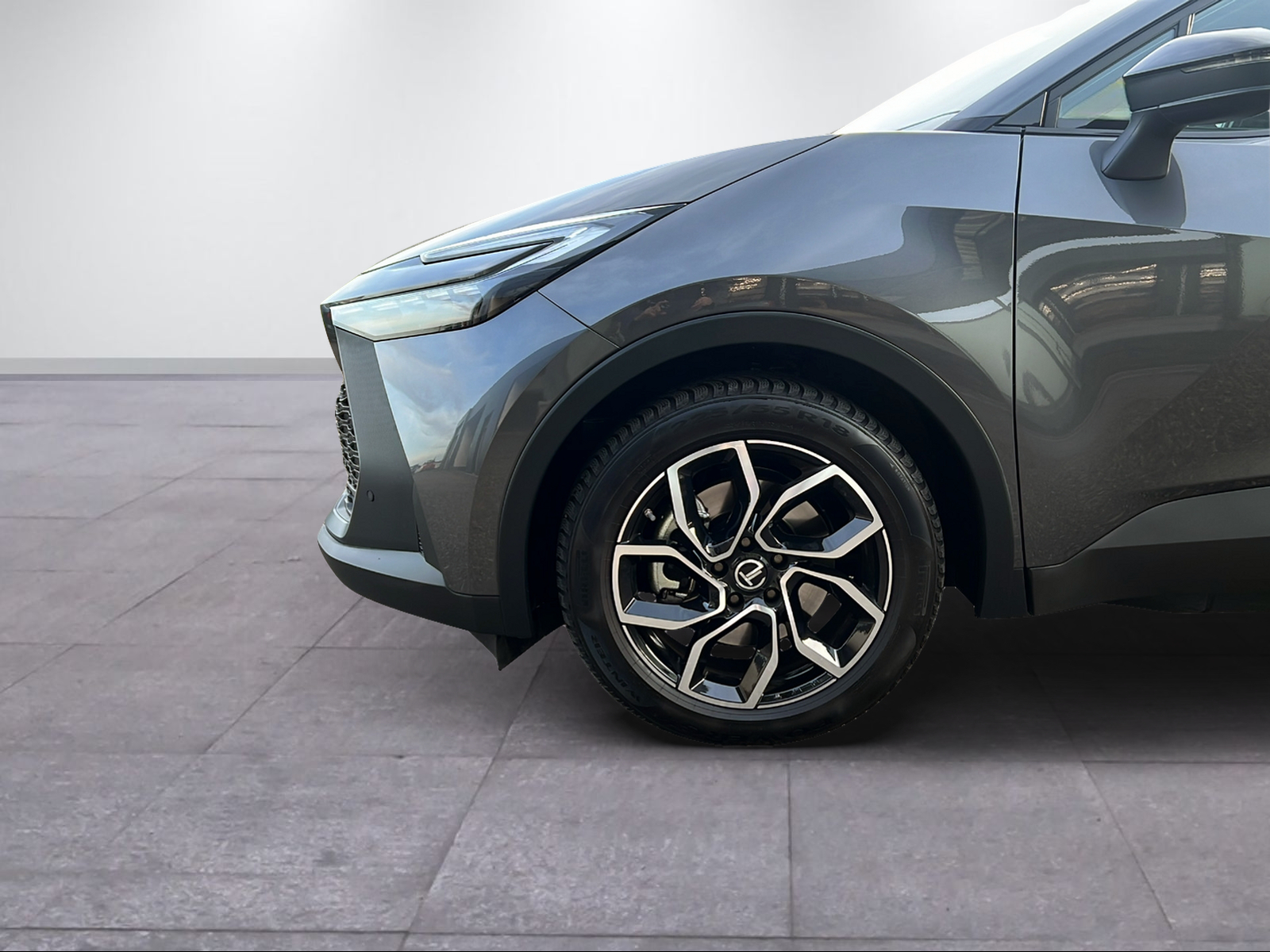 TOYOTA C-HR 2.0 PHEV Swiss Edition-image-2