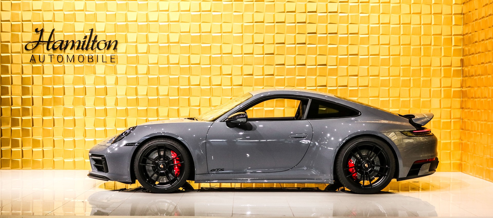 PORSCHE 911 992 Carrera 4 GTS PDK-image-4