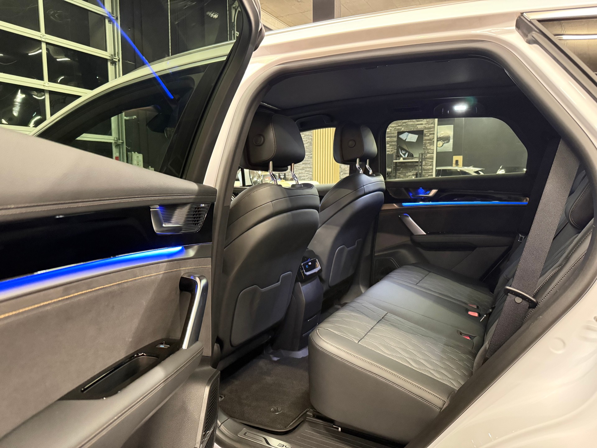 BYD TANG FLAGSHIP 7 Pl. 4x4-image-16