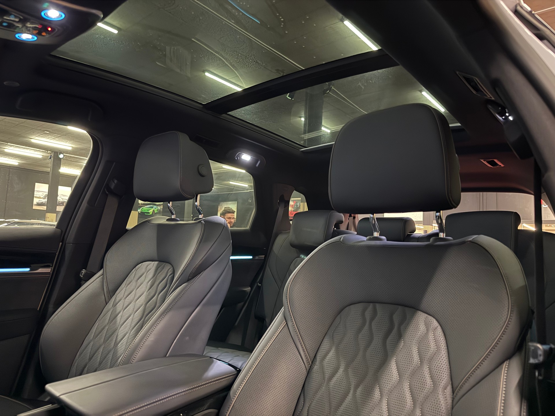 BYD TANG FLAGSHIP 7 Pl. 4x4-image-25