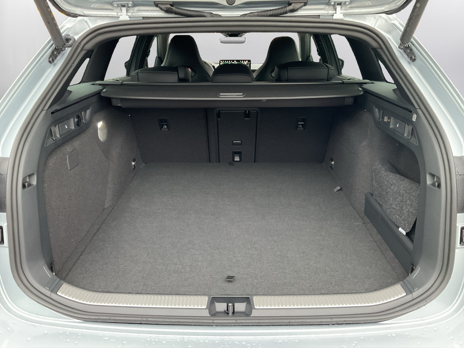 SKODA Superb Combi 1.5 TSI PHEV Sportline DSG-image-11