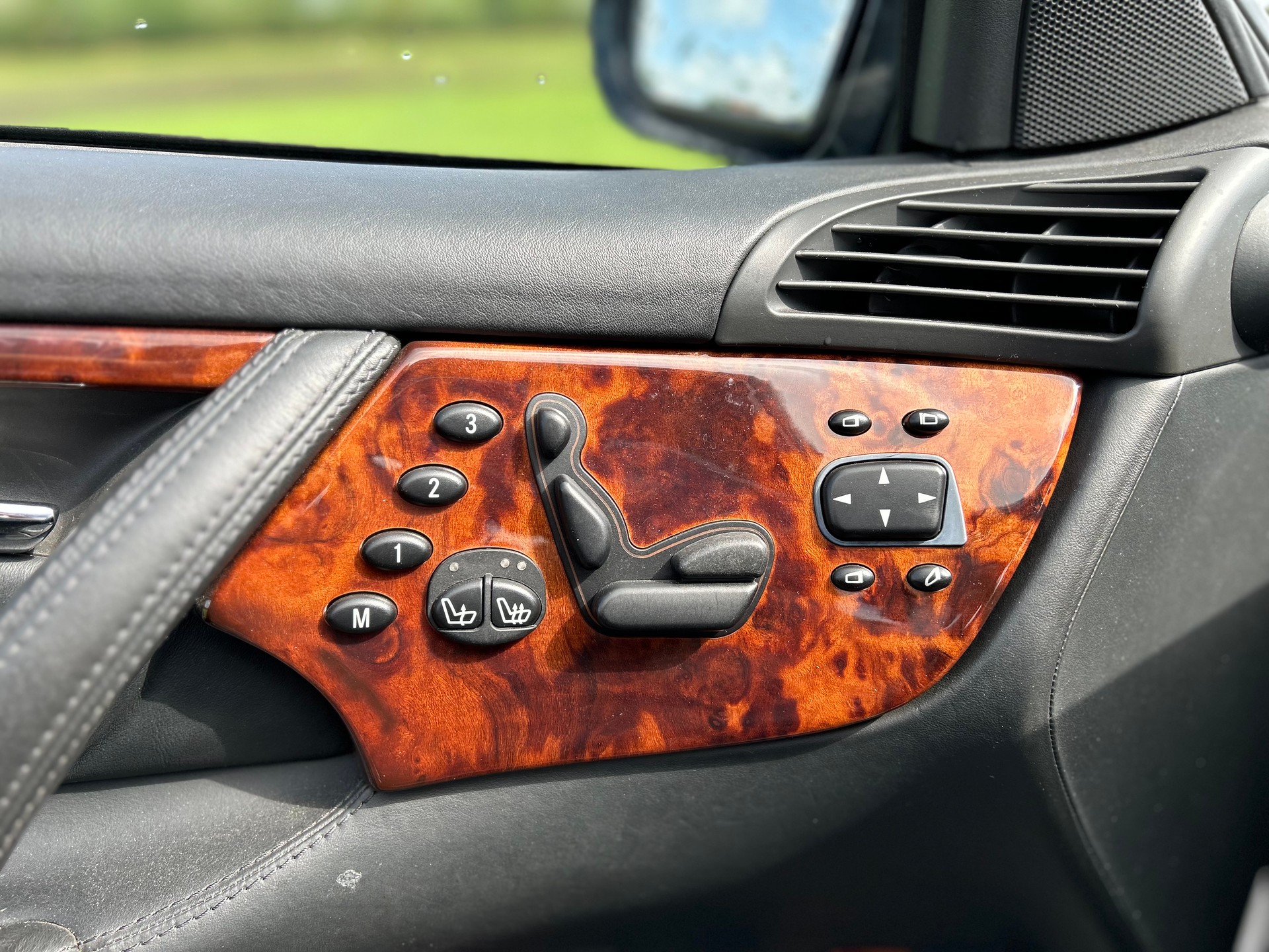 MERCEDES-BENZ CL 600 Automatic-image-8